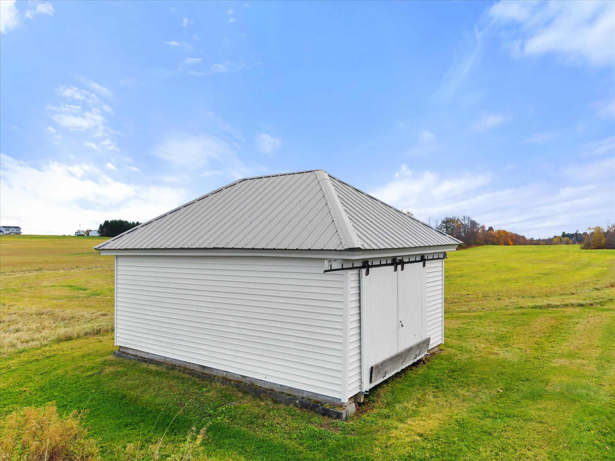 main property photo 46