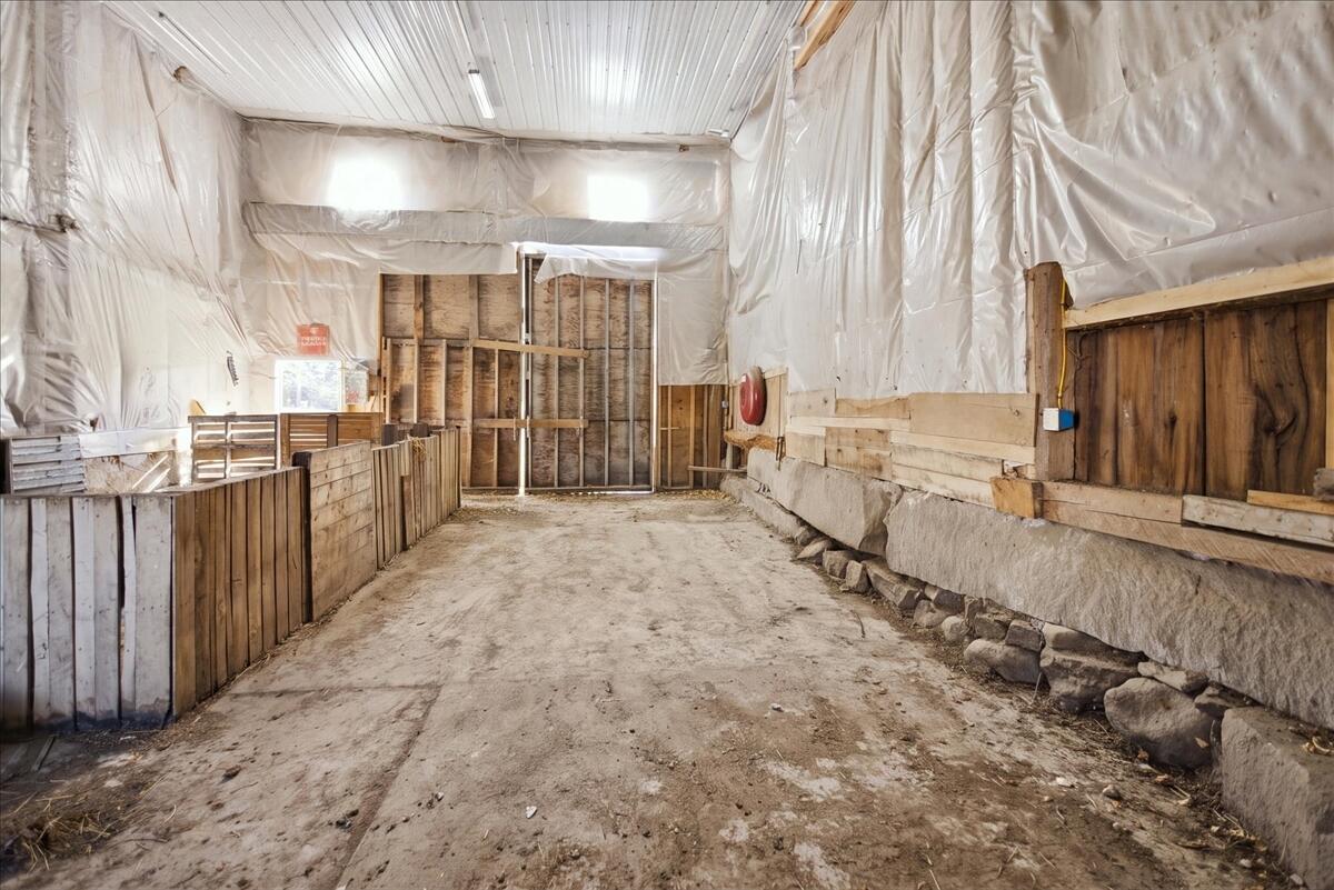 main property photo 61