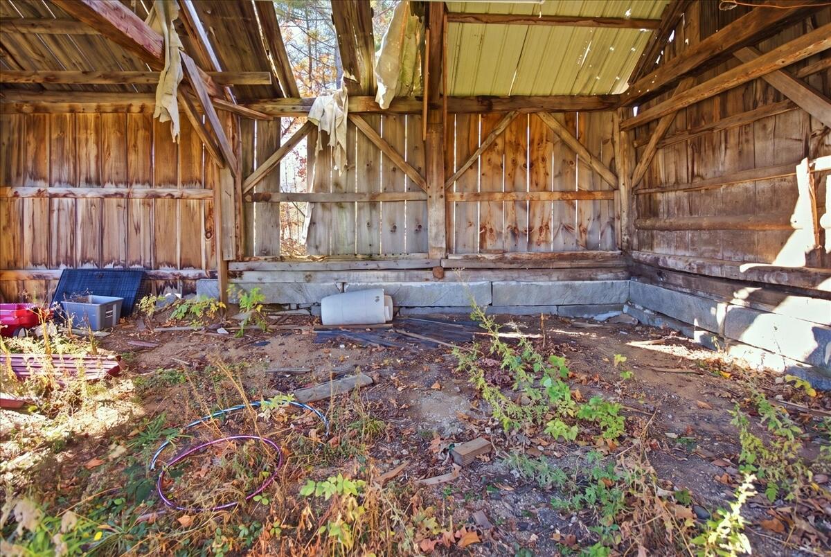 main property photo 64