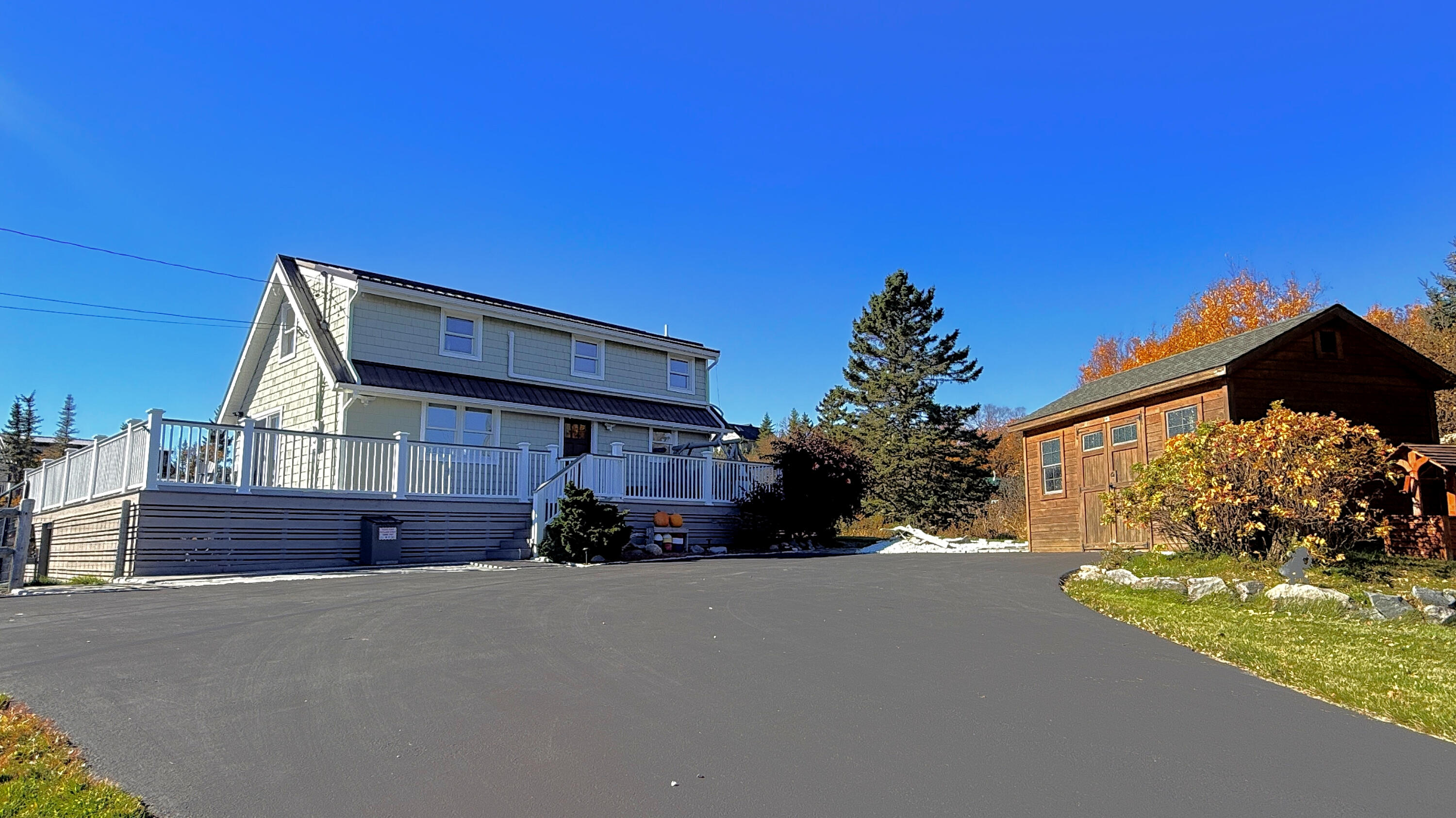 main property photo 40