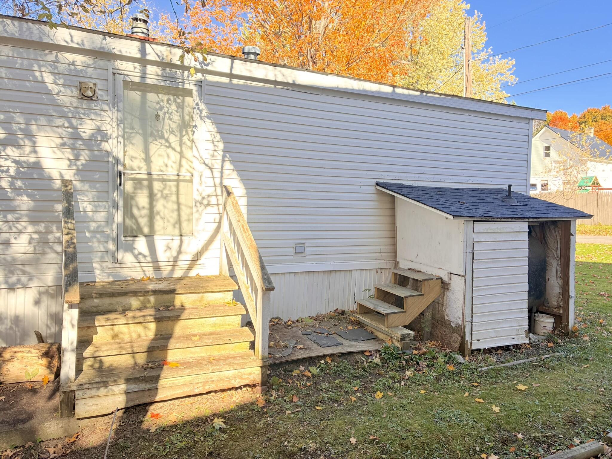 main property photo 32