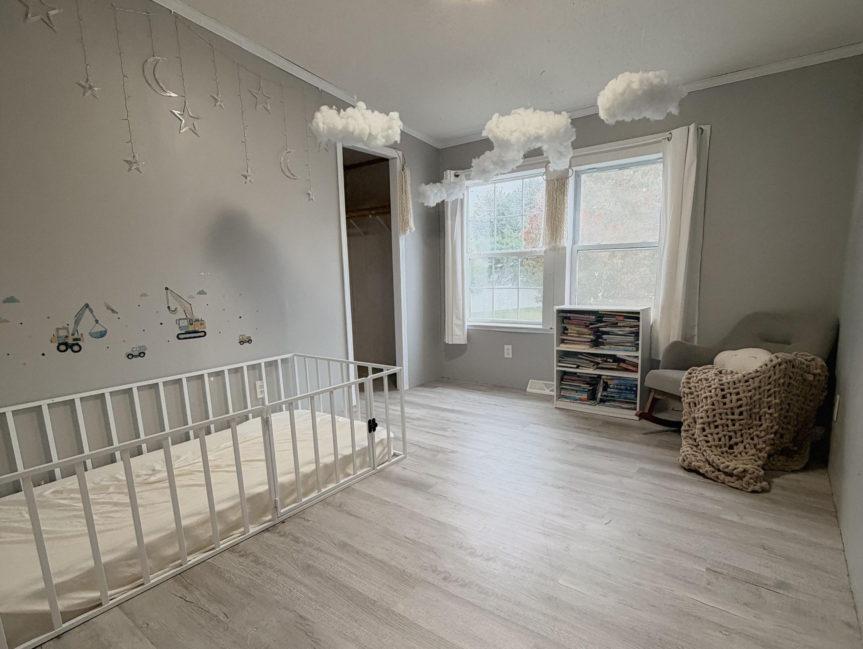 main property photo 23