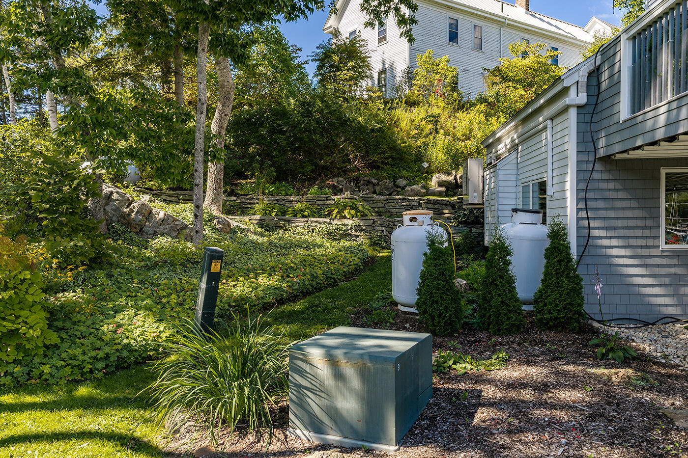 main property photo 66