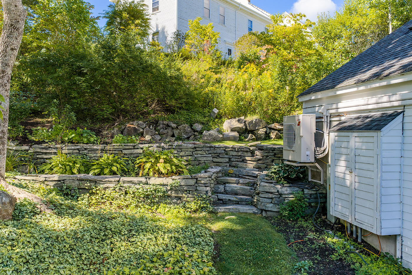 main property photo 67