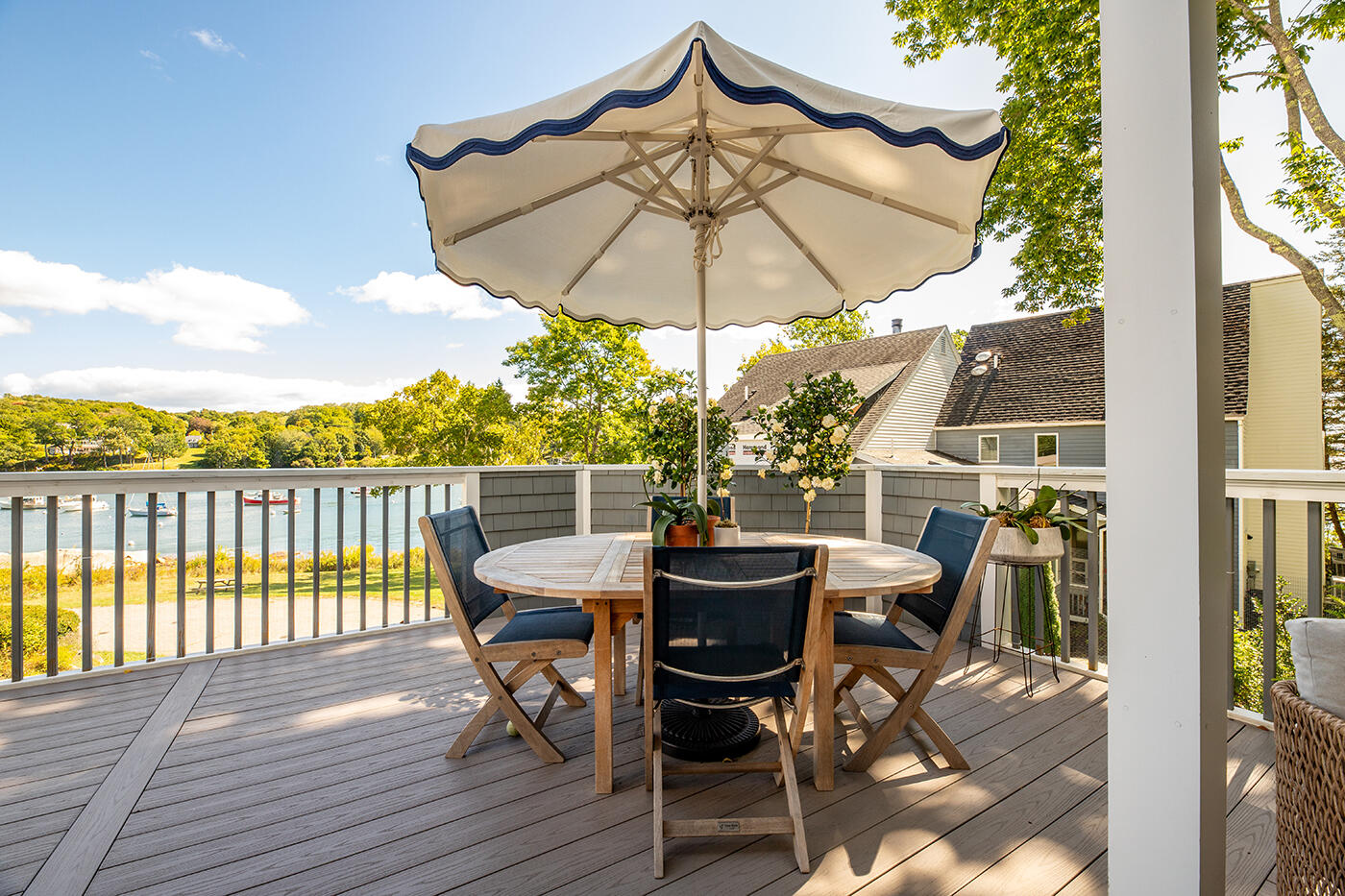 main property photo 74