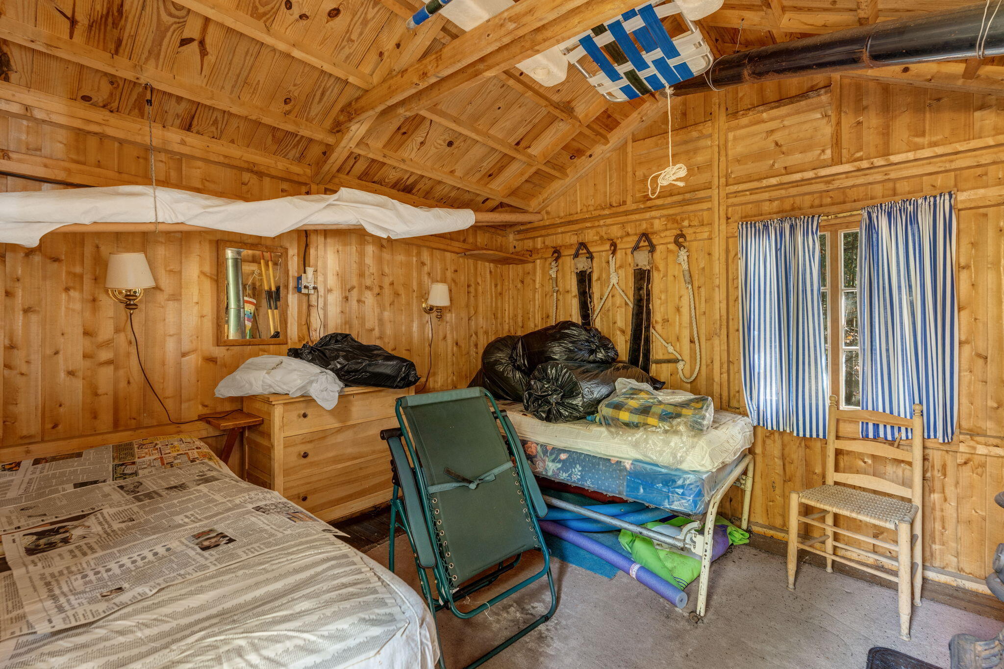 main property photo 45