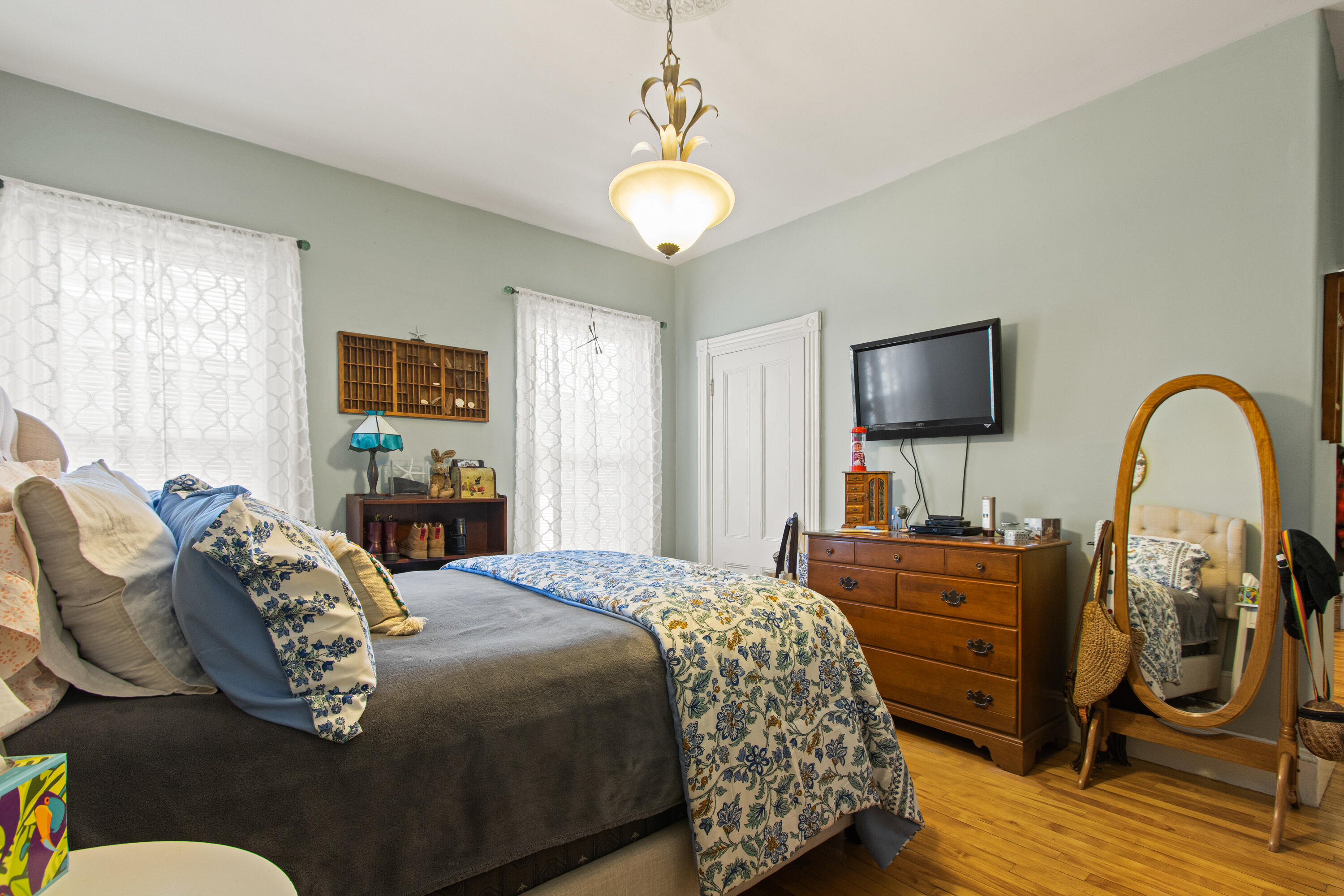 main property photo 46