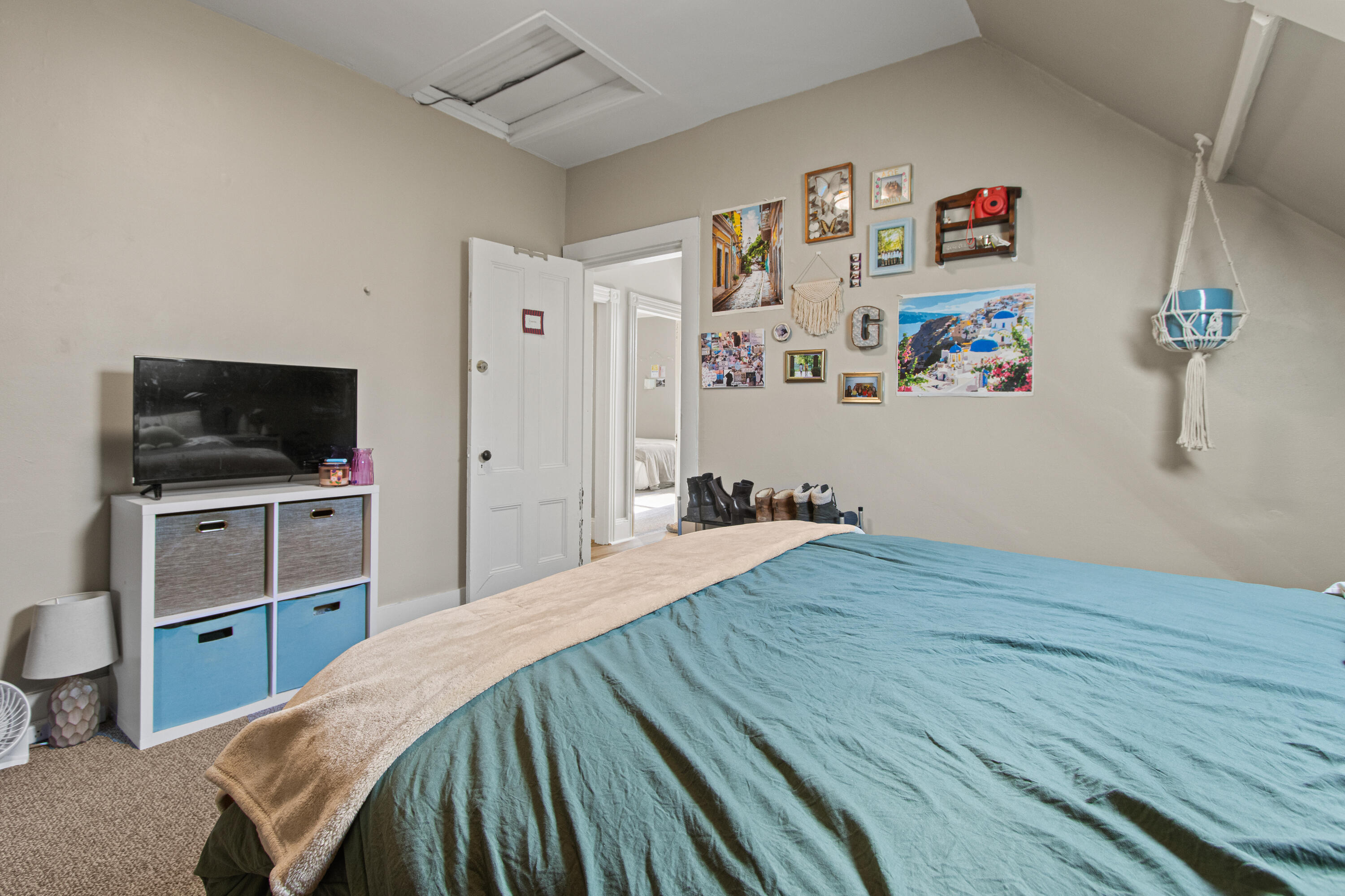 main property photo 78
