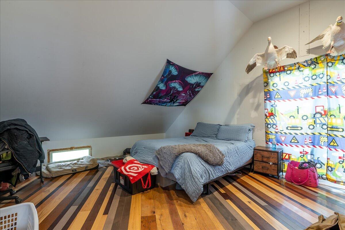 main property photo 58