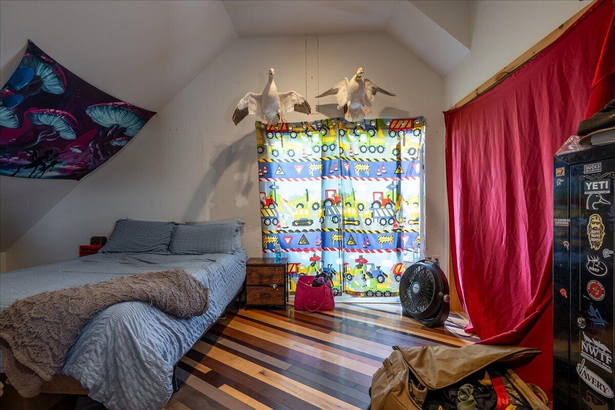 main property photo 60