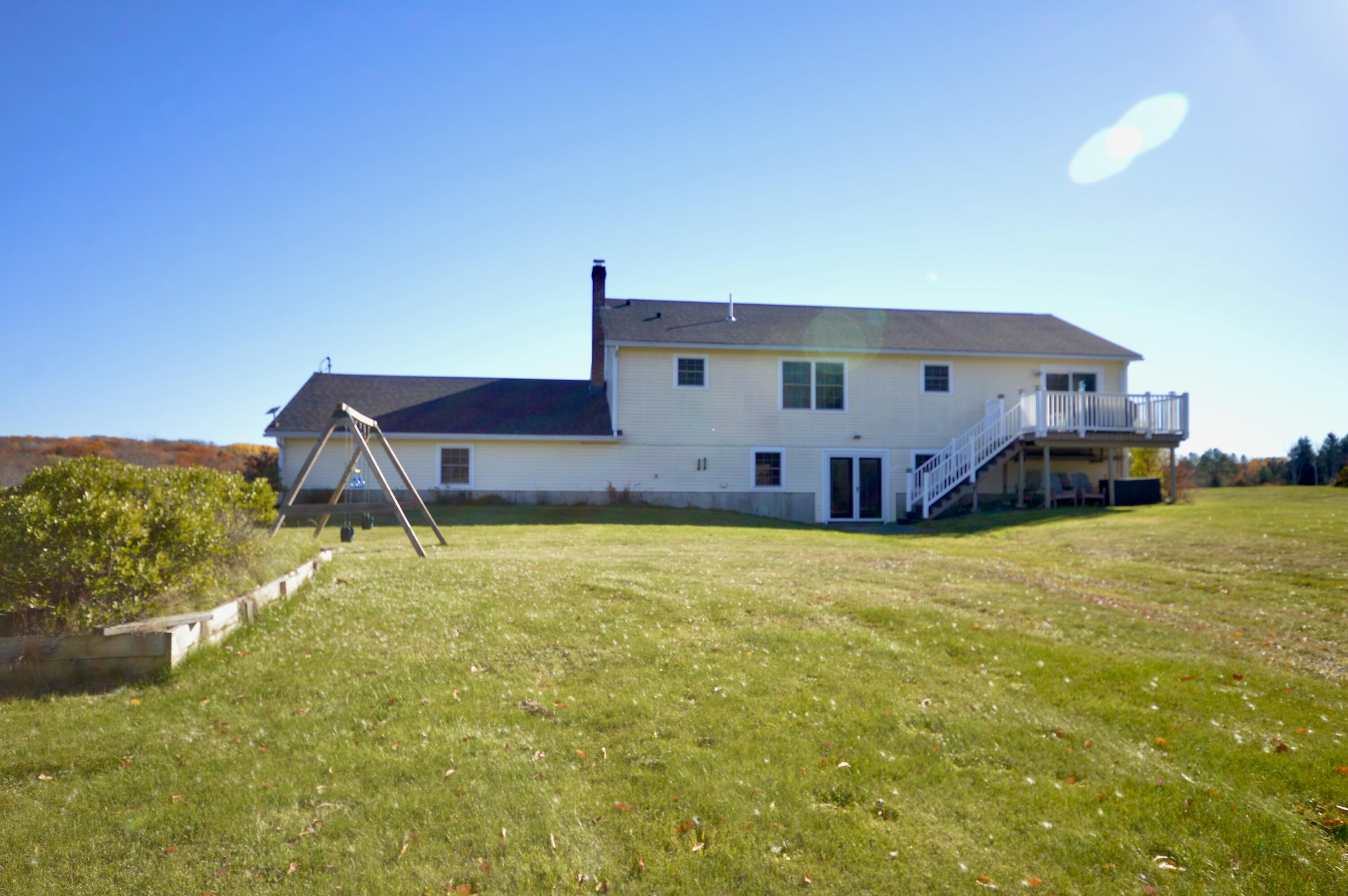 main property photo 40