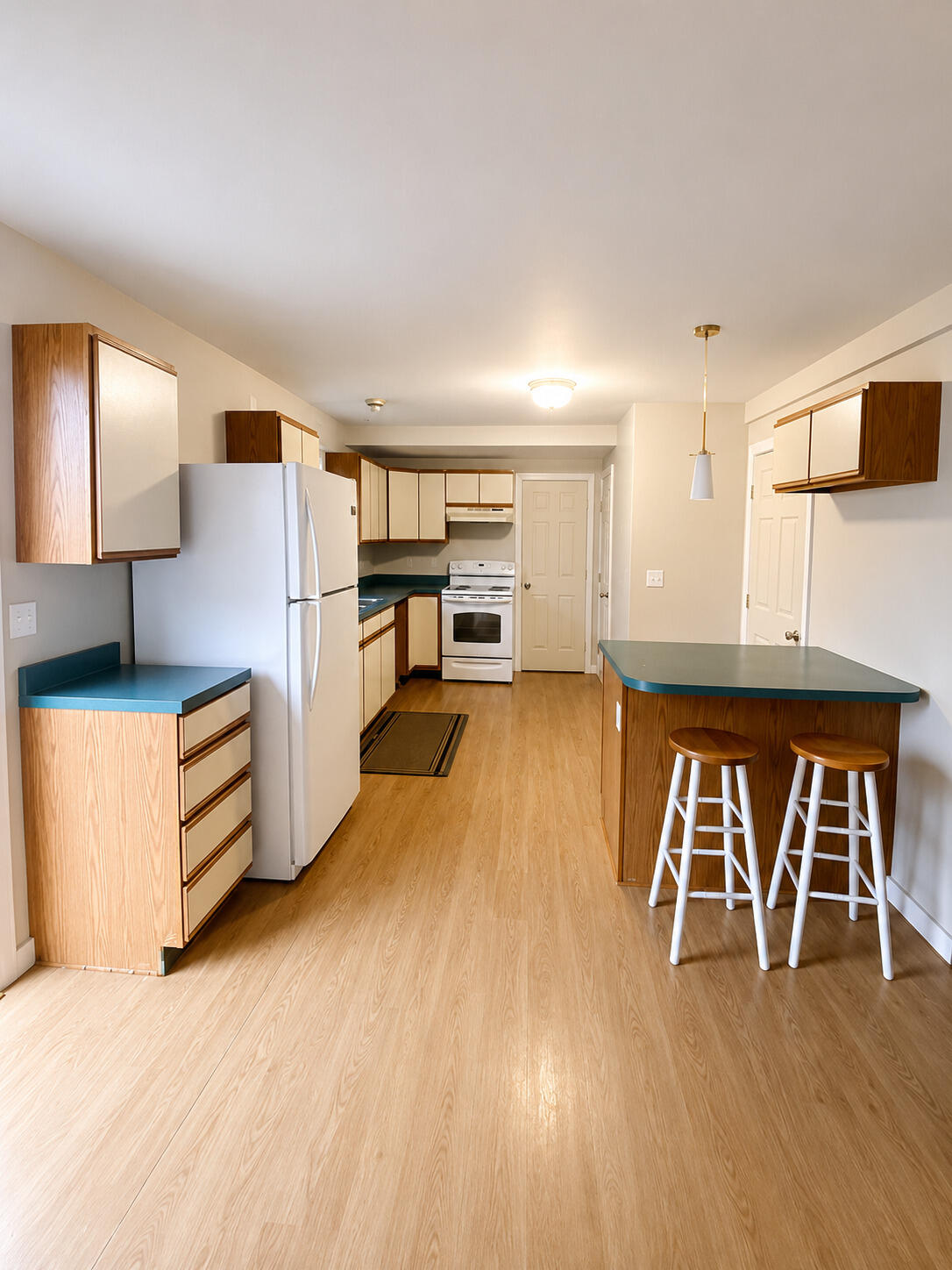 main property photo 16