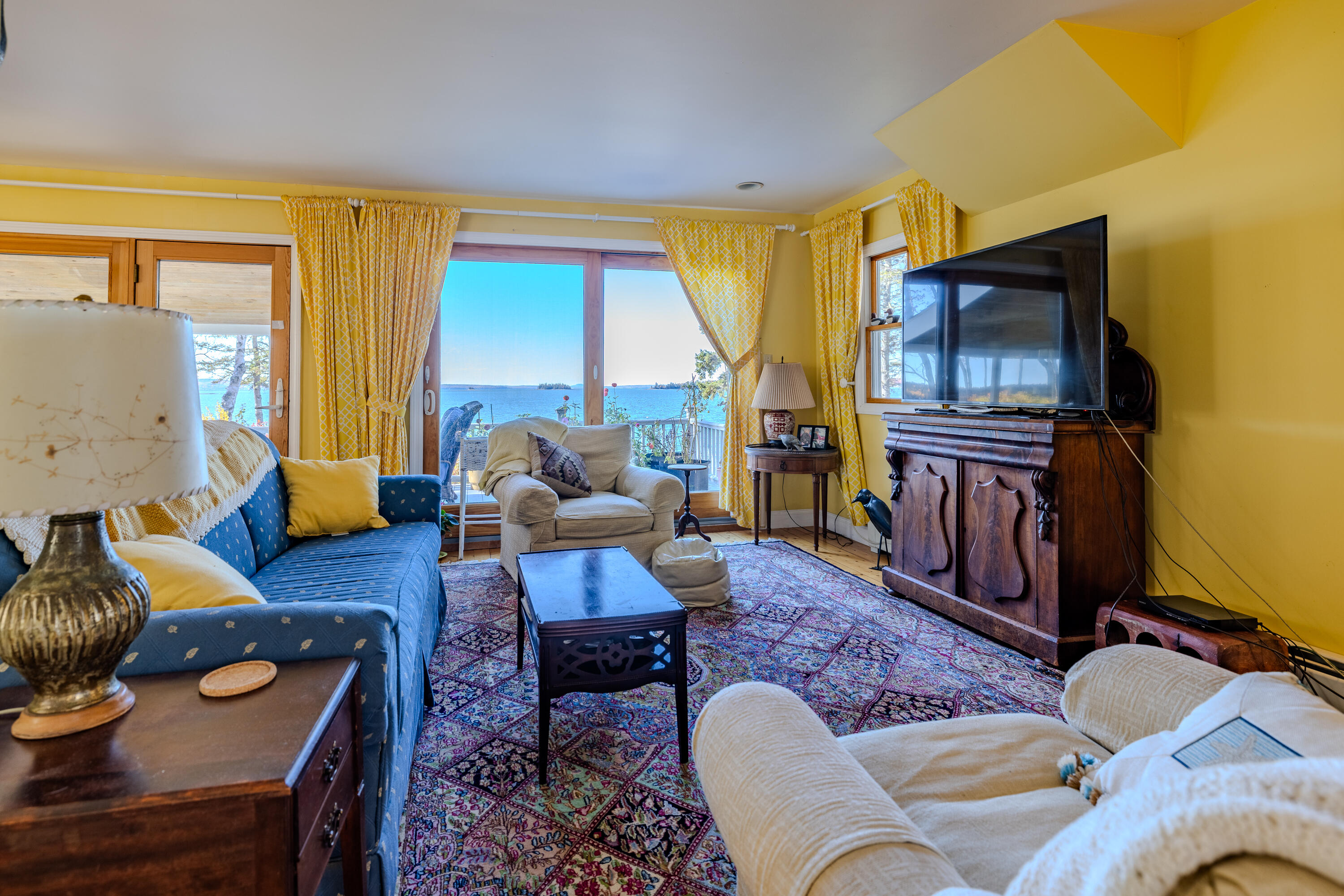 main property photo 8
