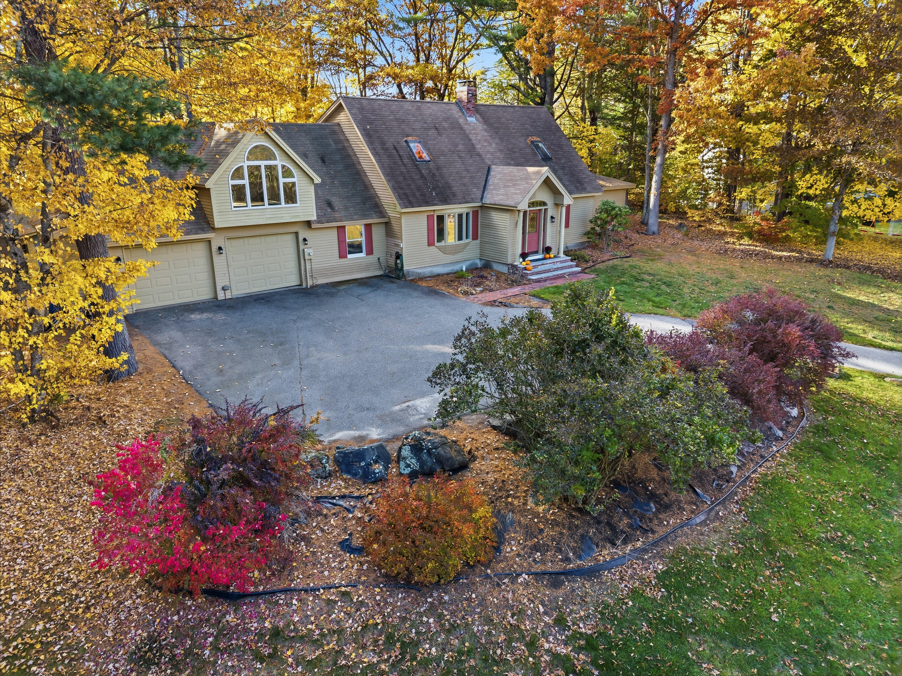 main property photo 51