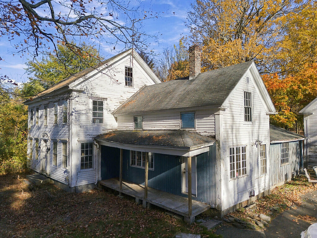 main property photo 4