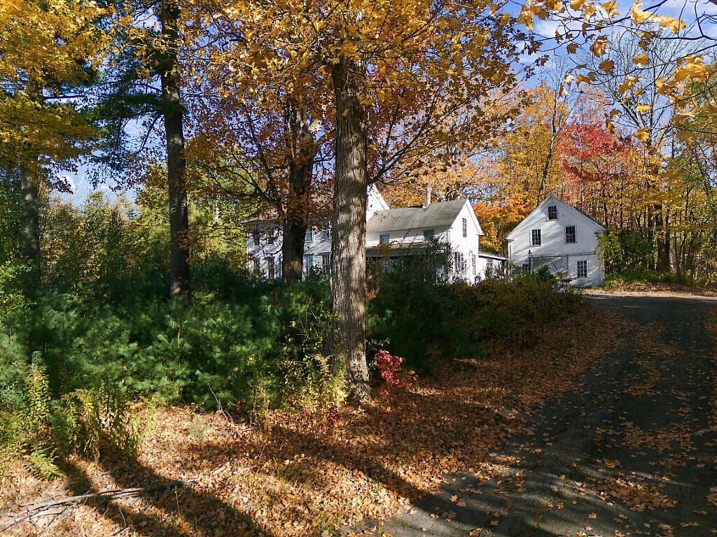 main property photo 7