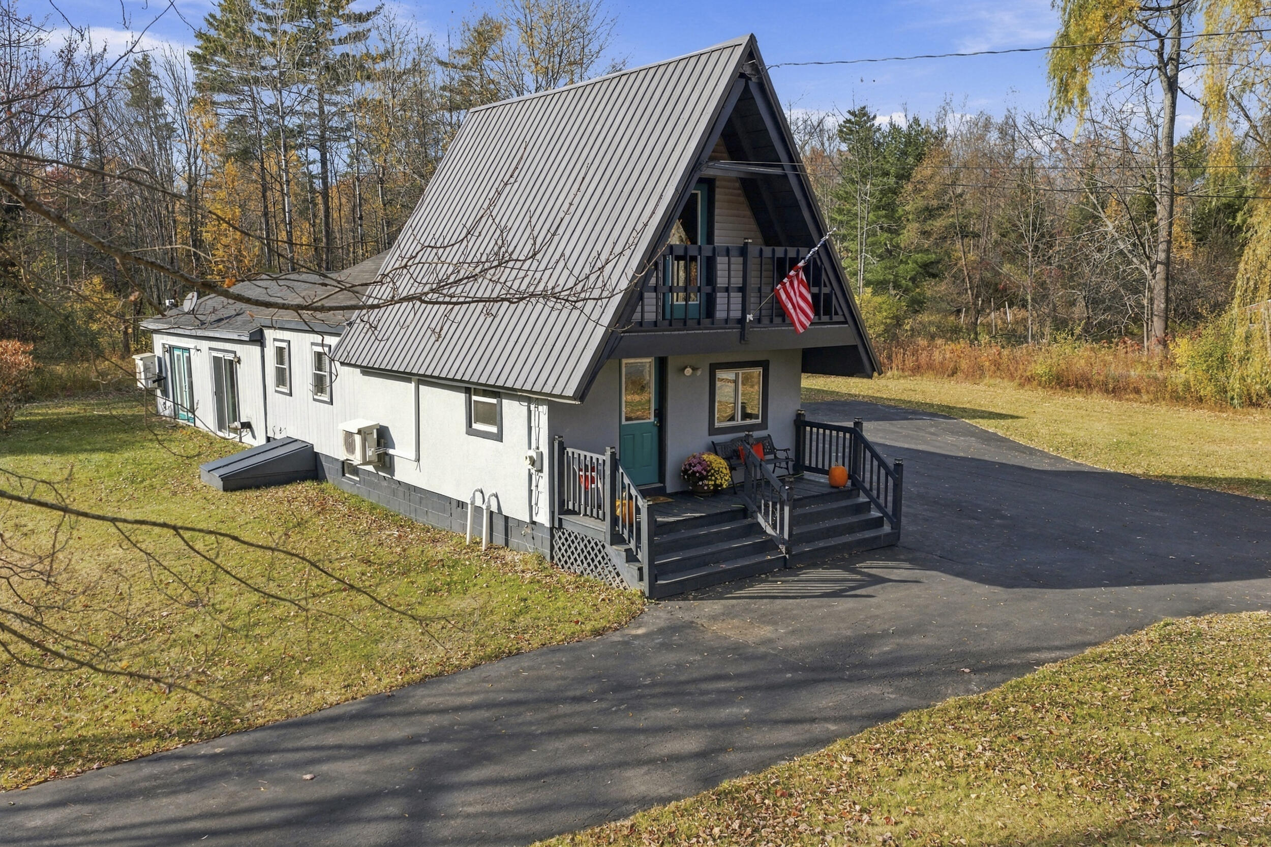 main property photo 50