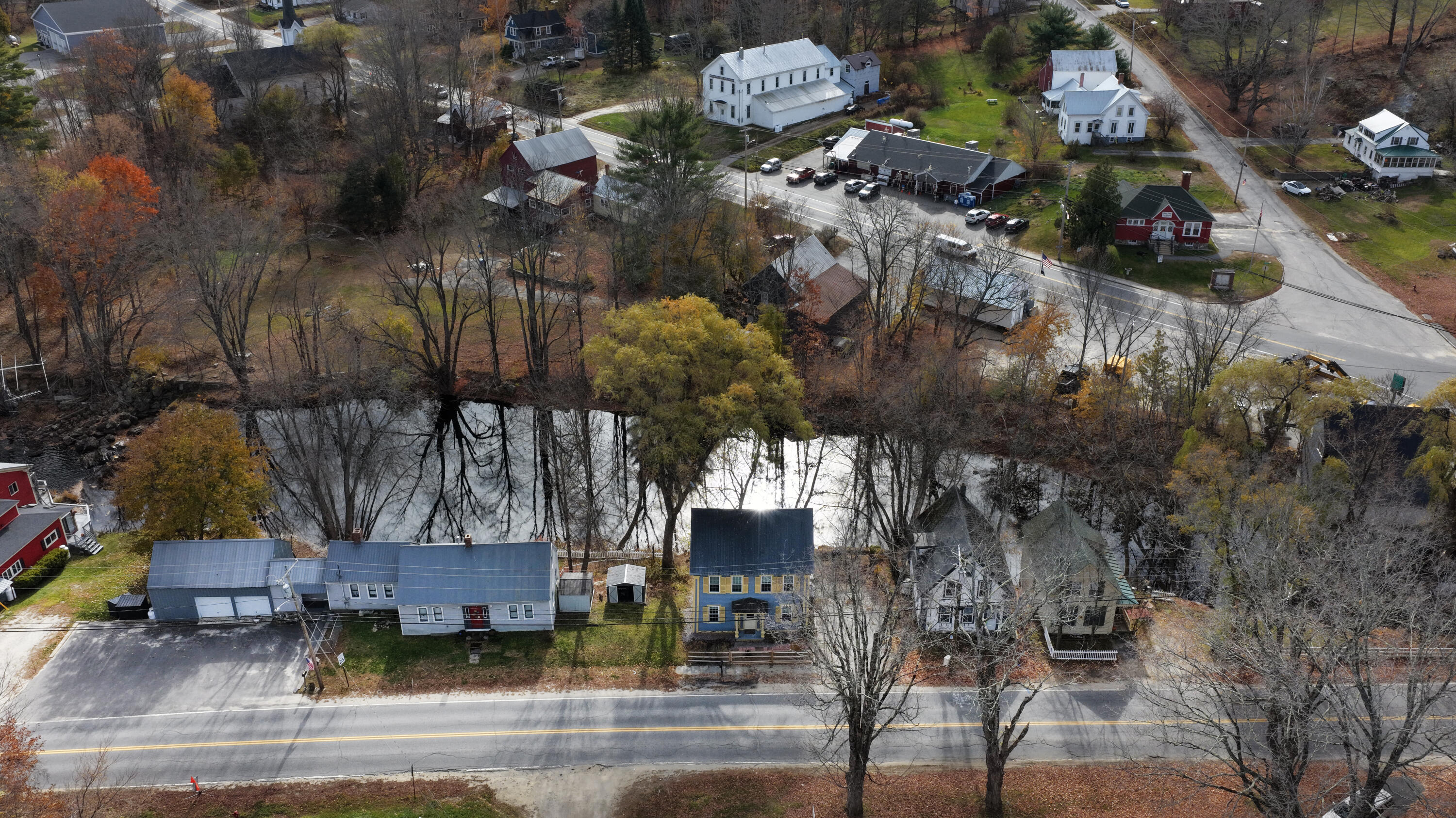 main property photo 44