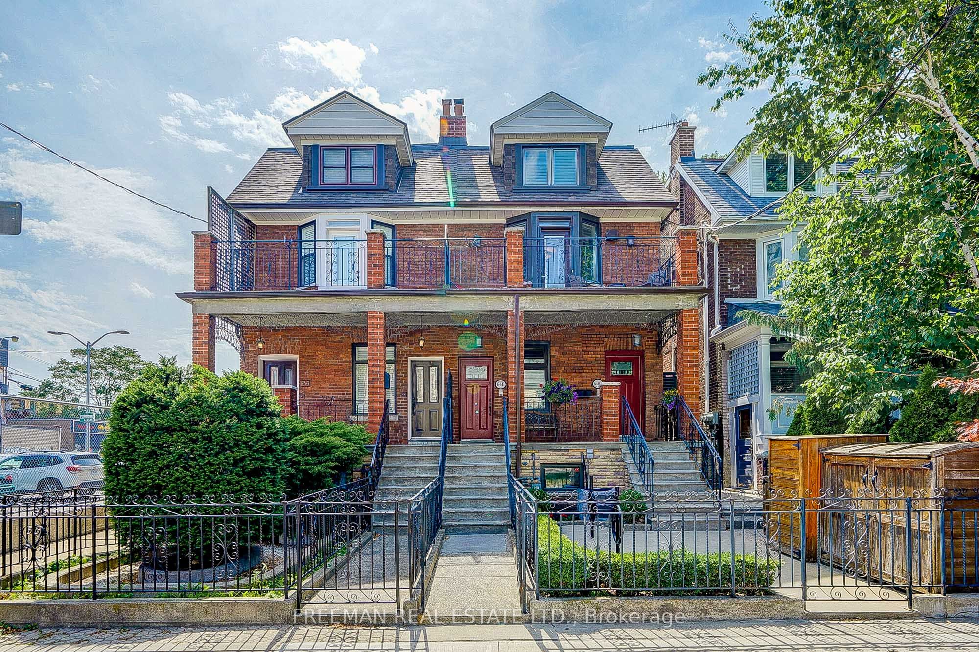 MLS® sold listing #C12248294 located at 648 Markham Street 2nd Lev