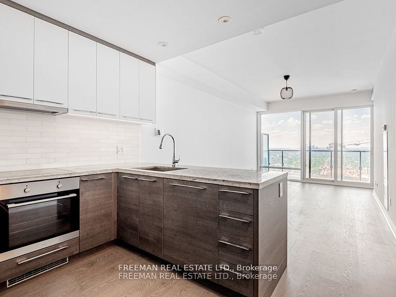 MLS® sold listing #C12431350 located at 488 University Ave Unit 2512