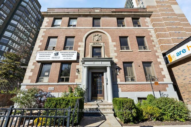 MLS® sold listing #C12566400 located at 134 Carlton St Unit 3