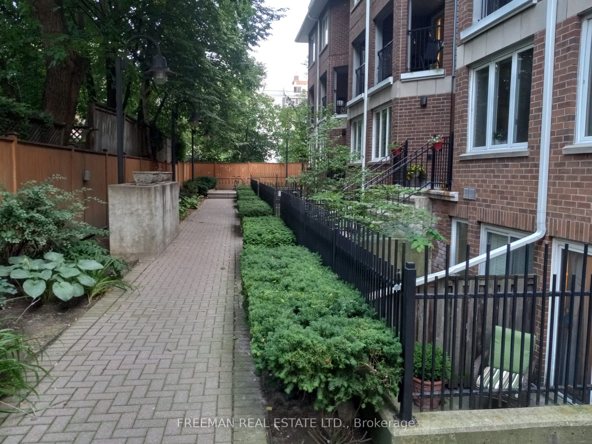 MLS® sold listing #C12983156 located at 217 St. George St Unit 28