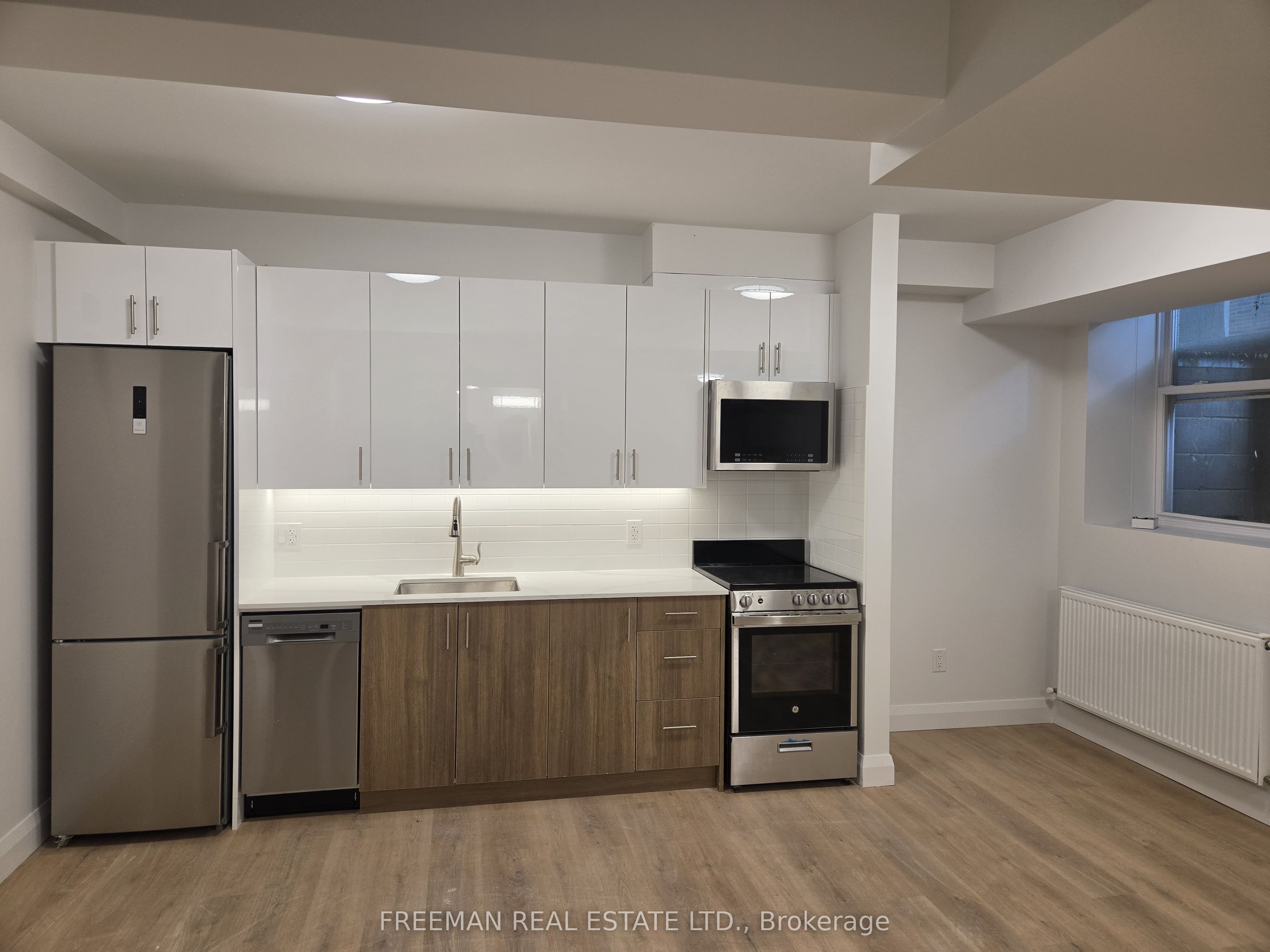 MLS® sold listing #C13709848 located at 134 Carlton St Unit 45