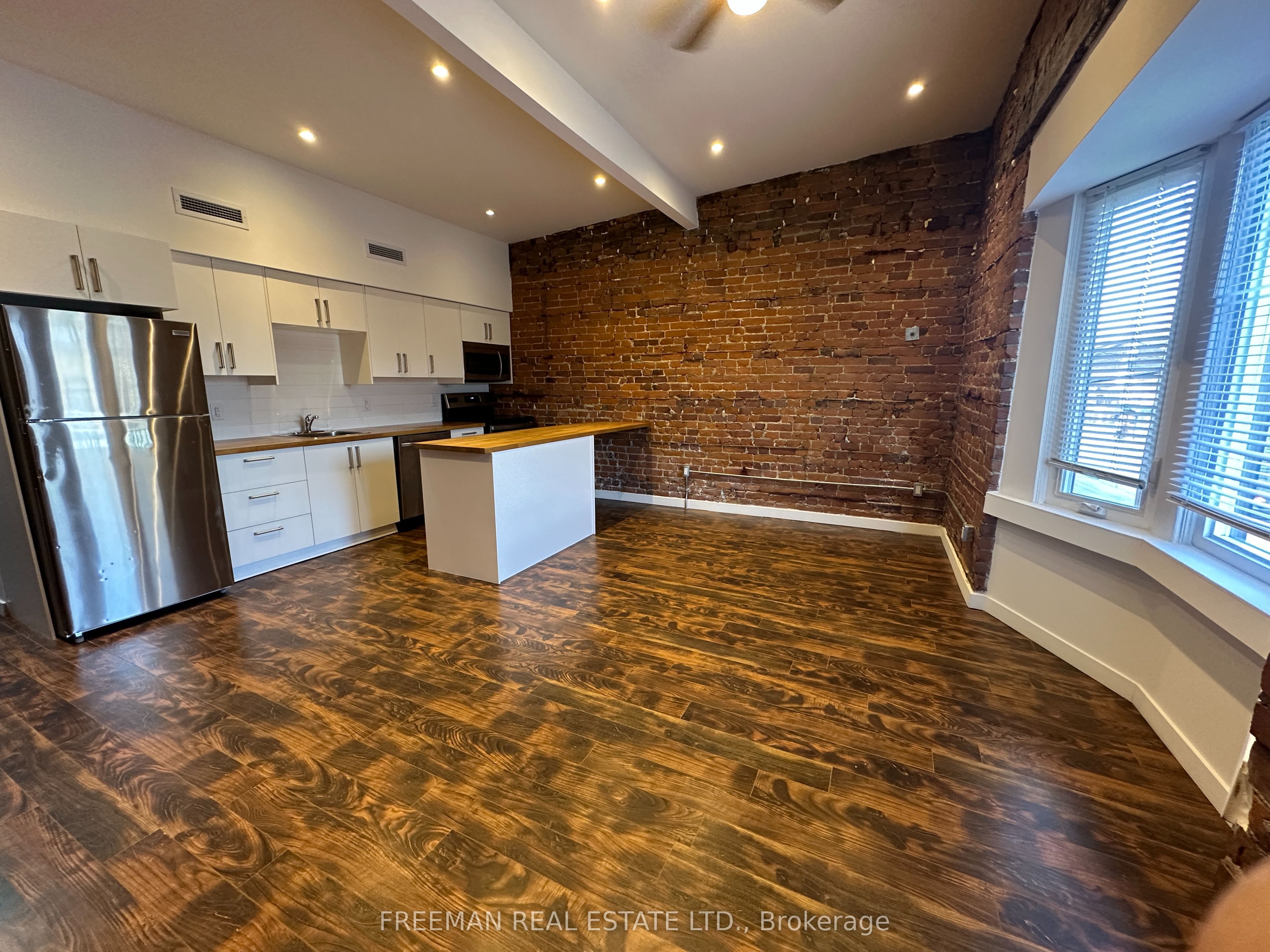 MLS® sold listing #W13466956 located at 1190 Weston Road 2nd Flr