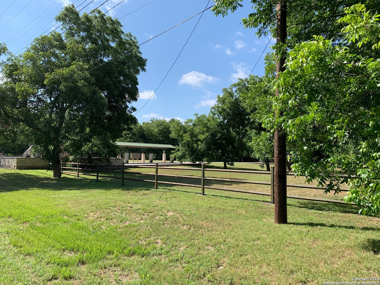 main property photo 19