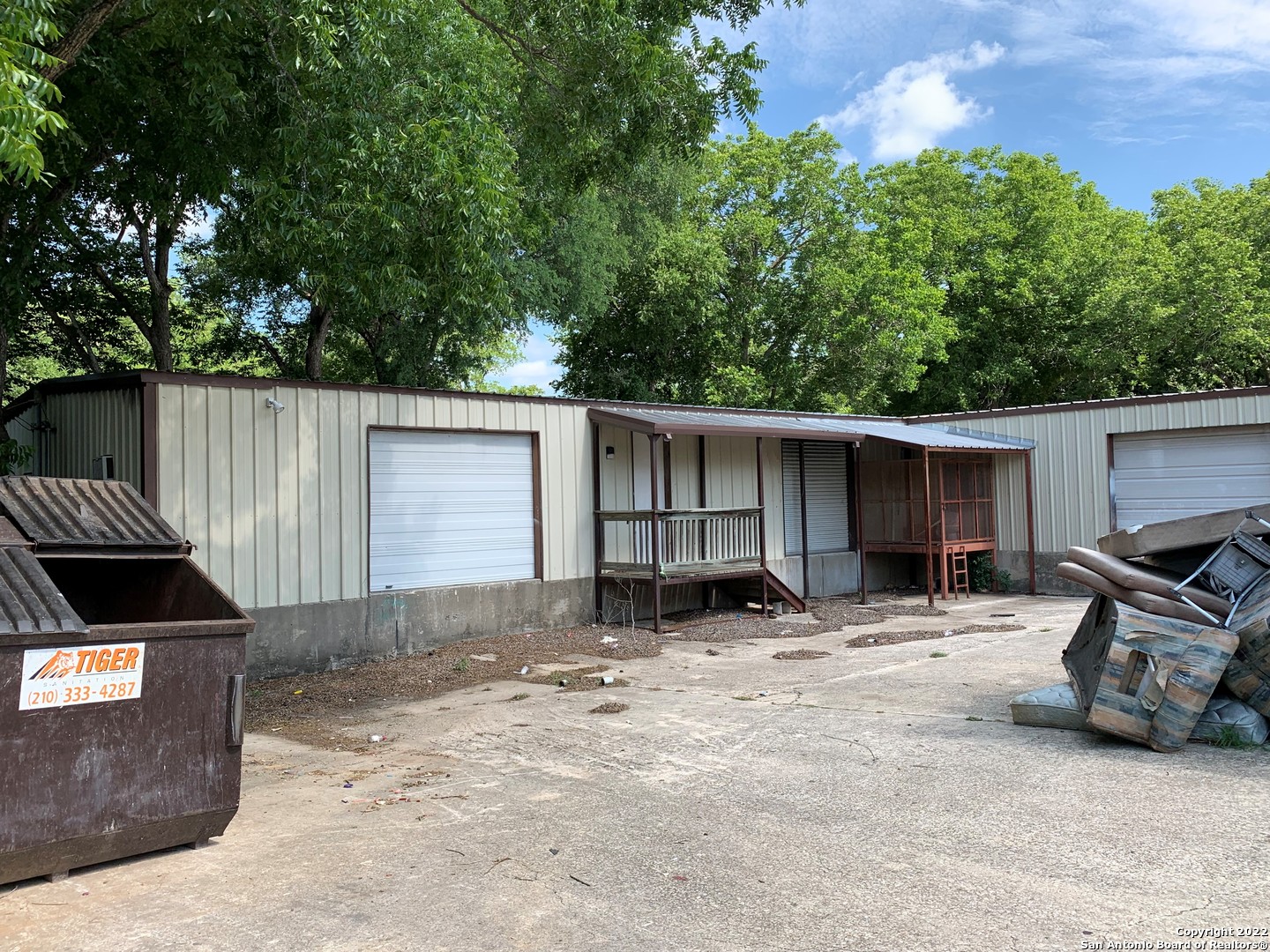 main property photo 22