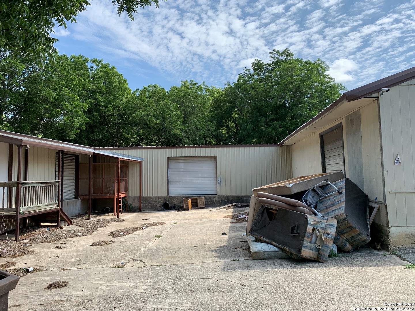 main property photo 23