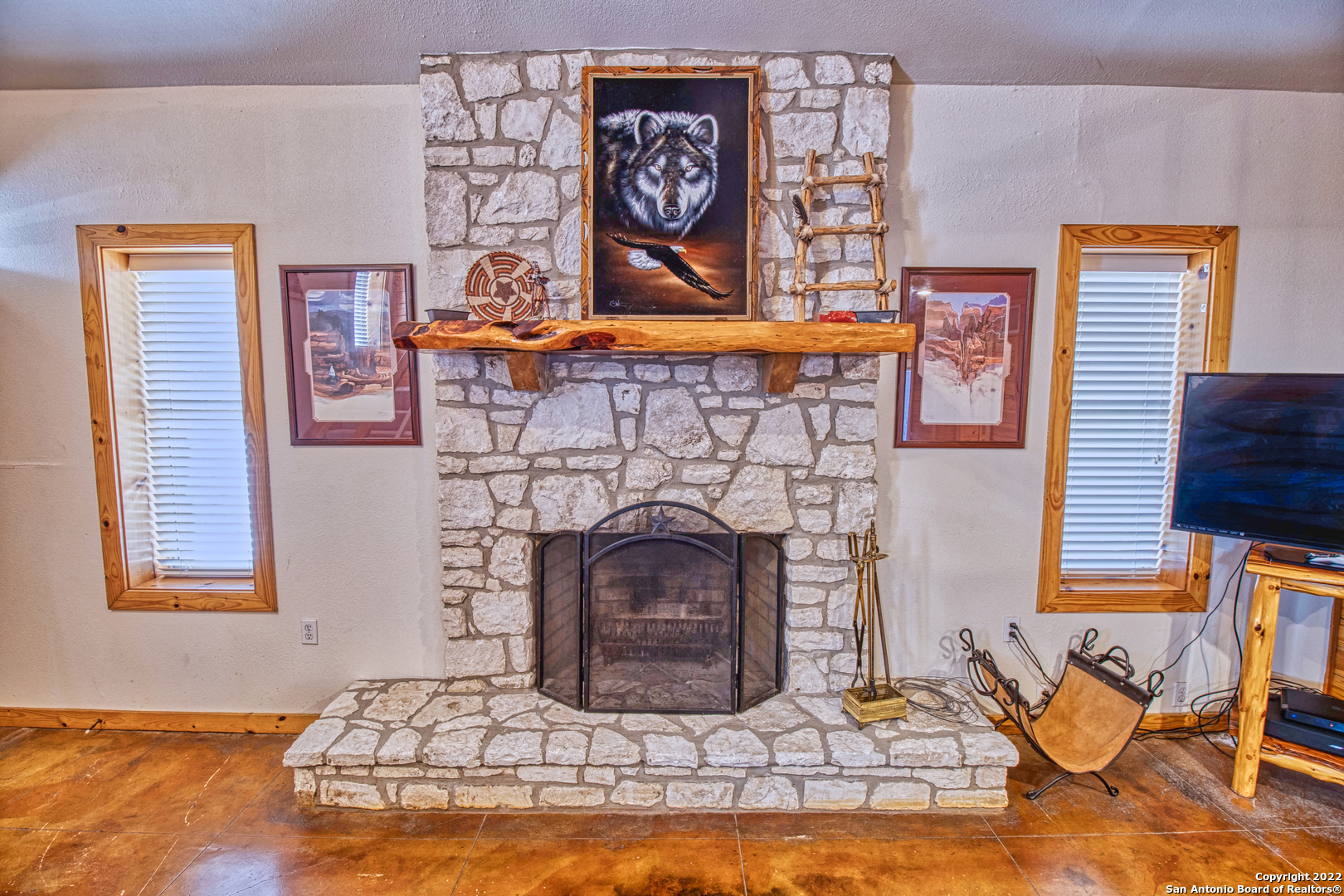 main property photo 8