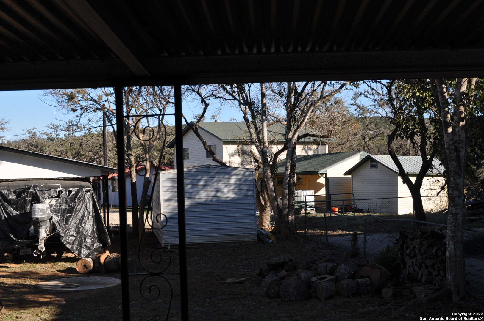 main property photo 13