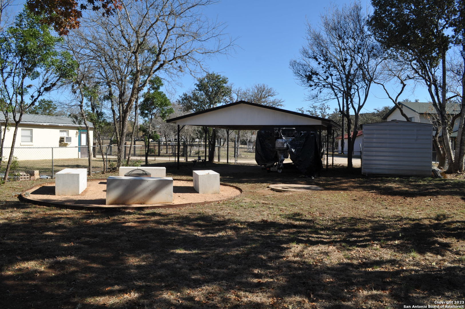 main property photo 27