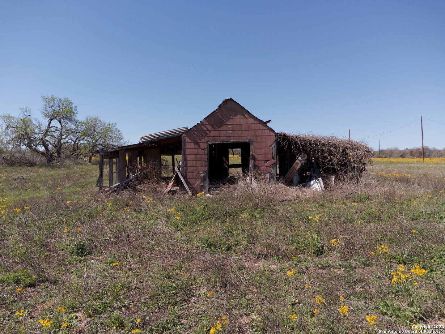 main property photo 19