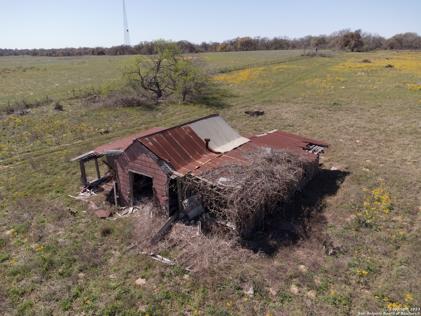 main property photo 20