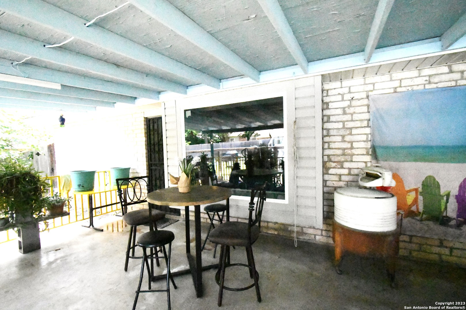 main property photo 28