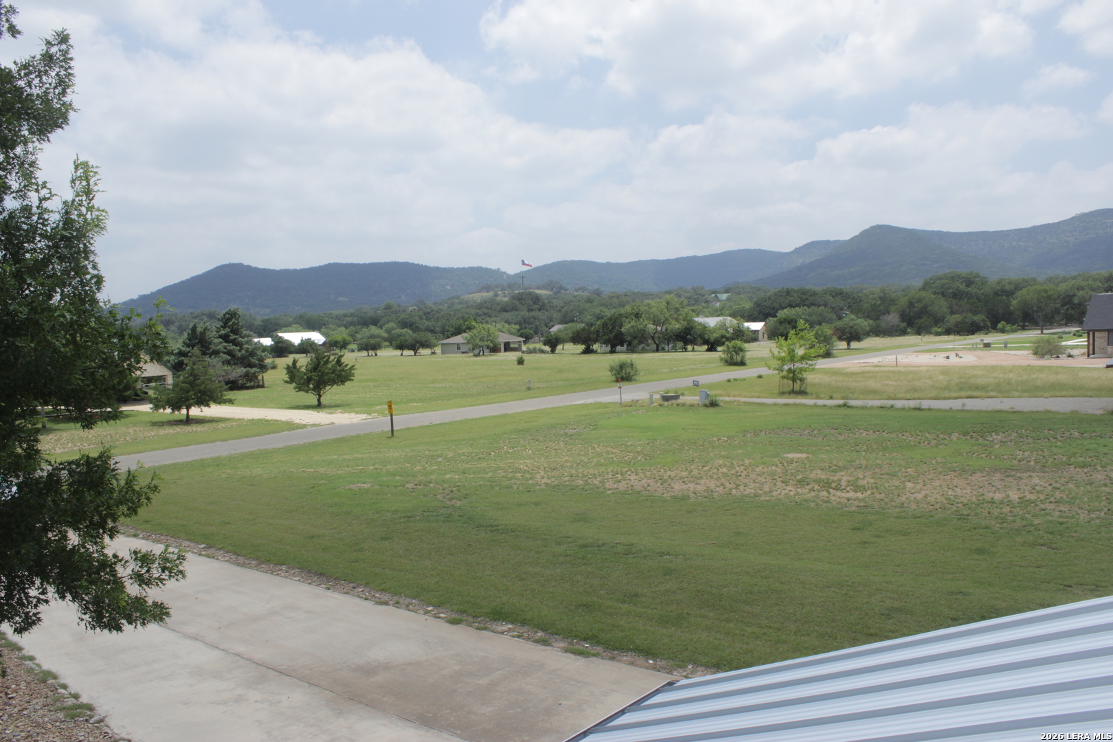 main property photo 38