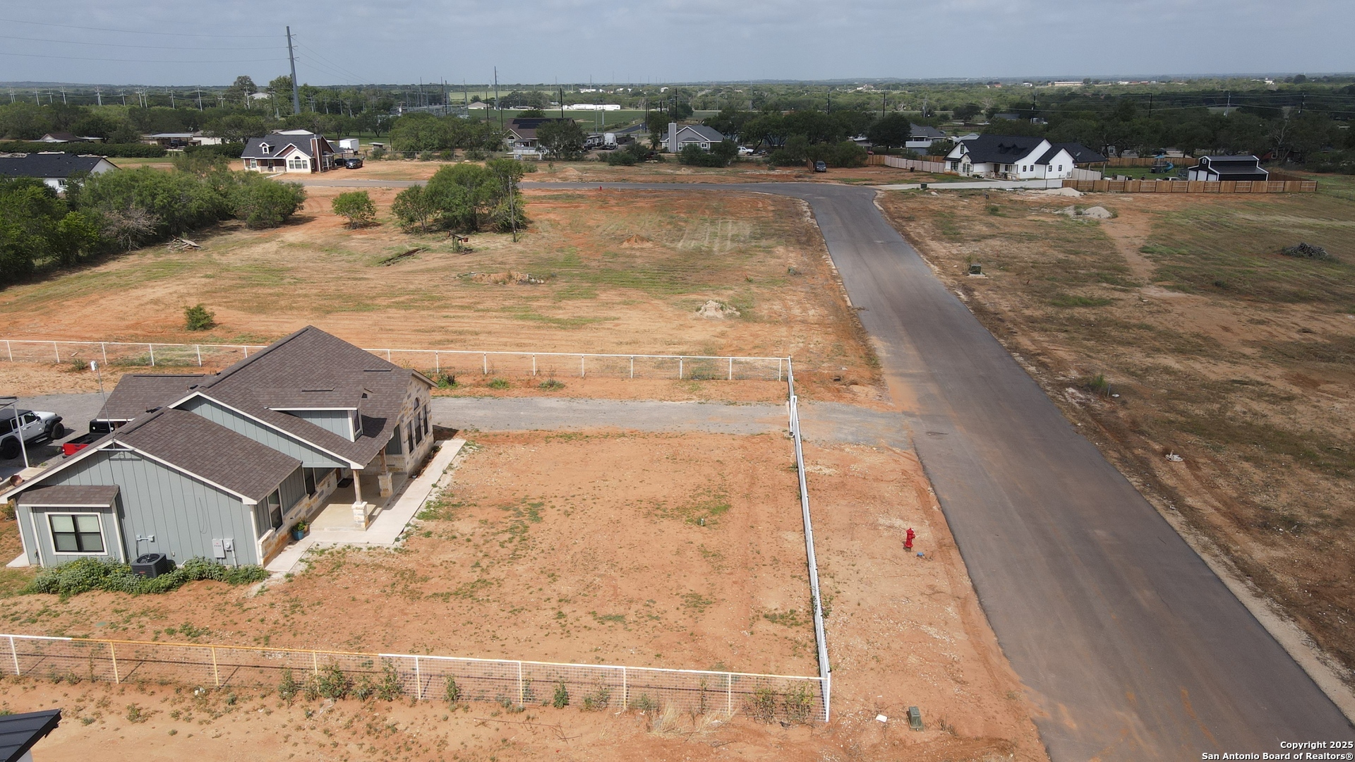 main property photo 5