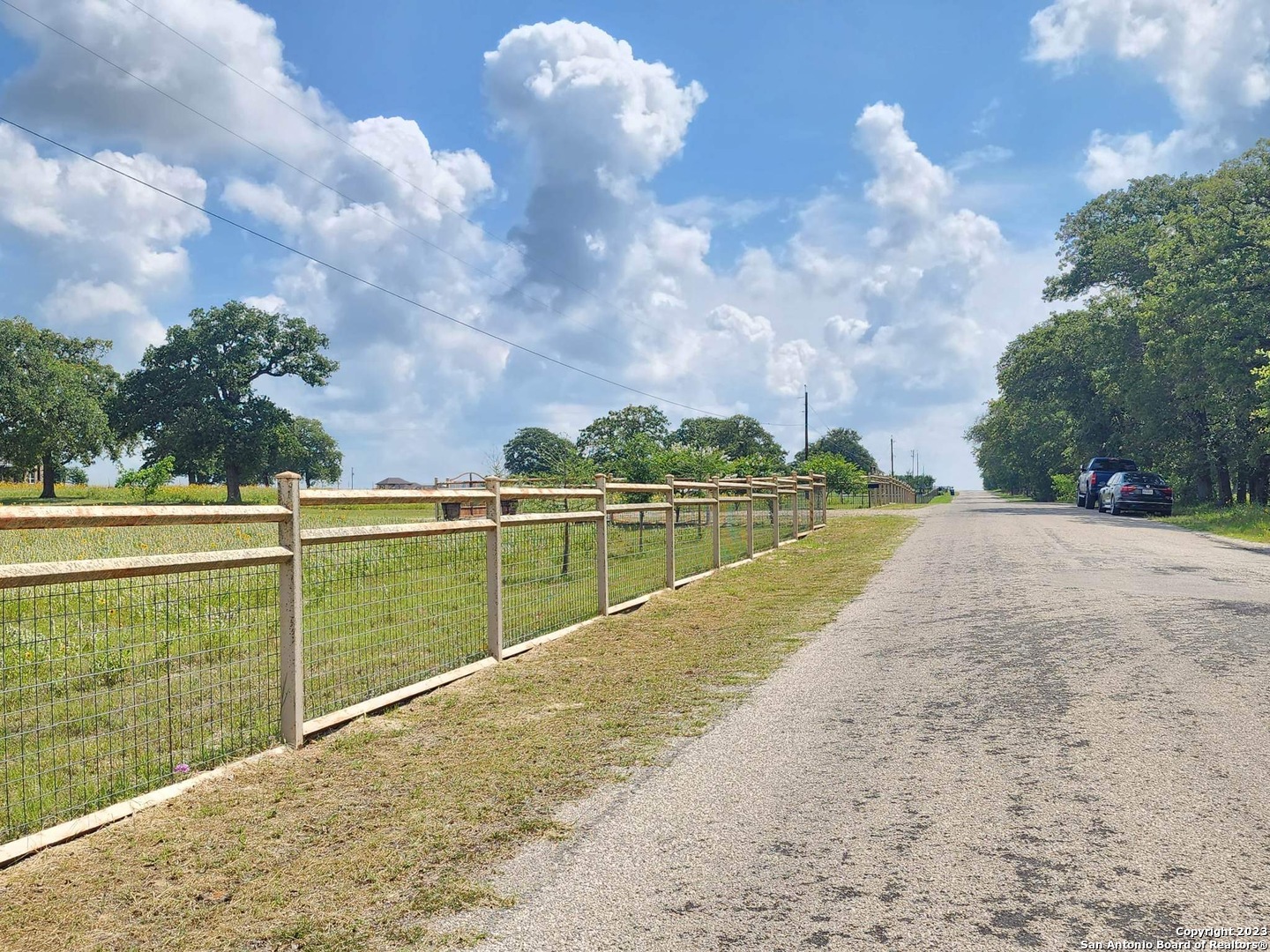 main property photo 23
