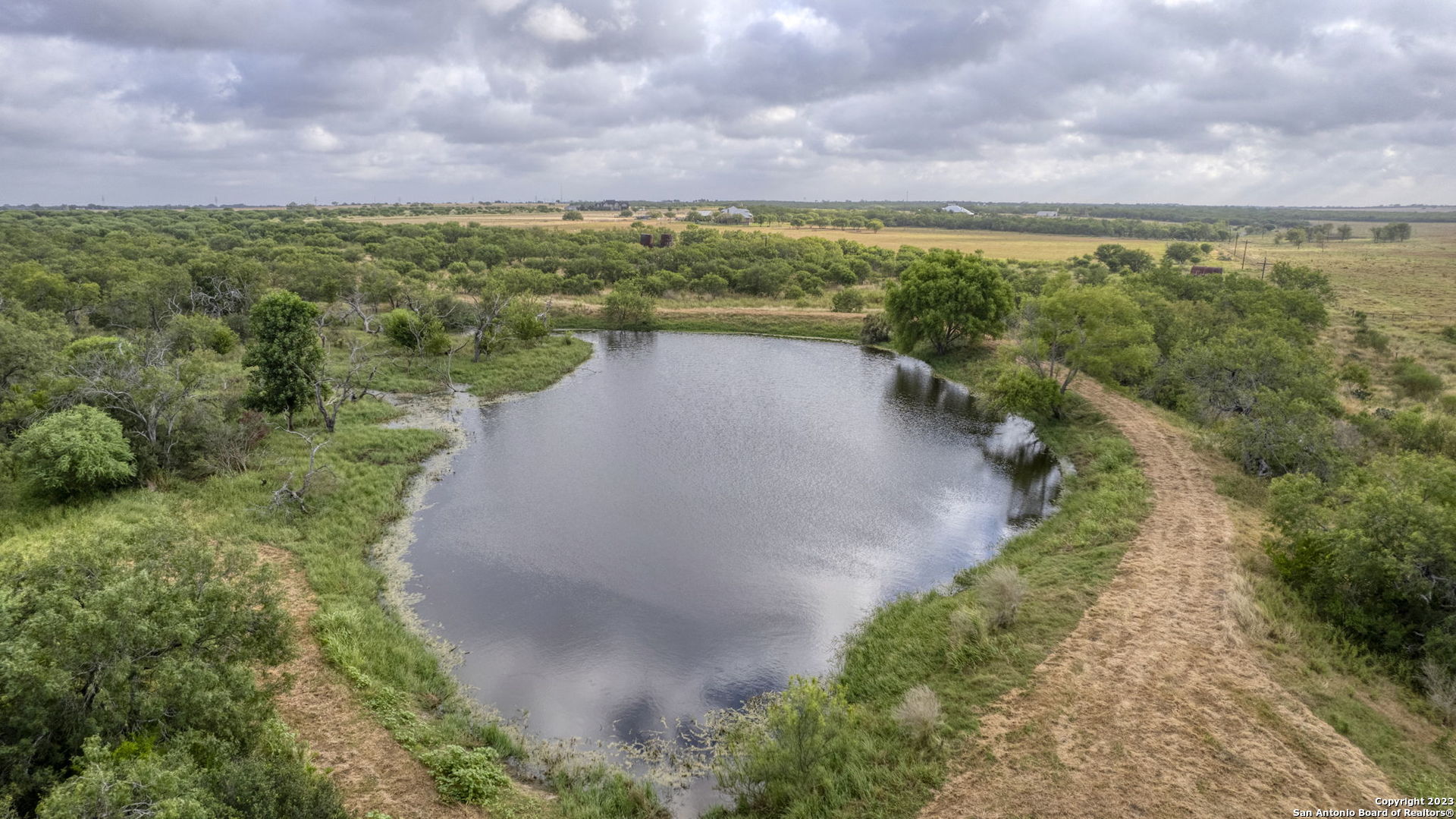 main property photo 21