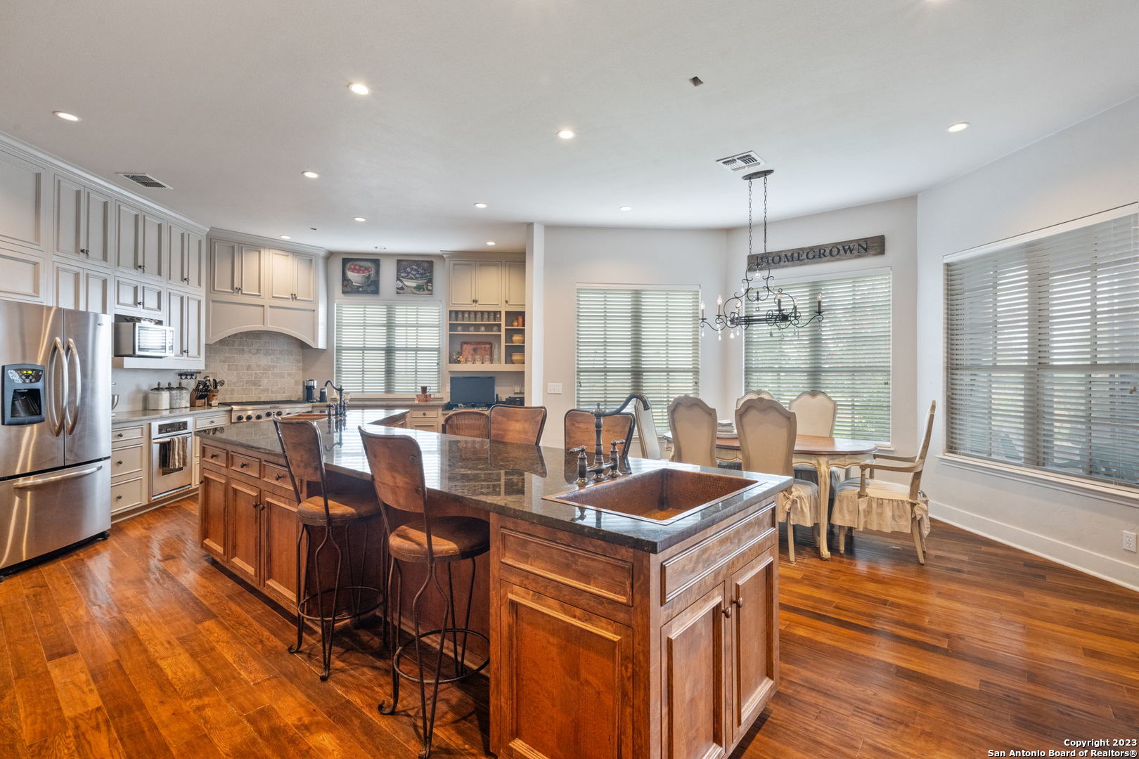 main property photo 54