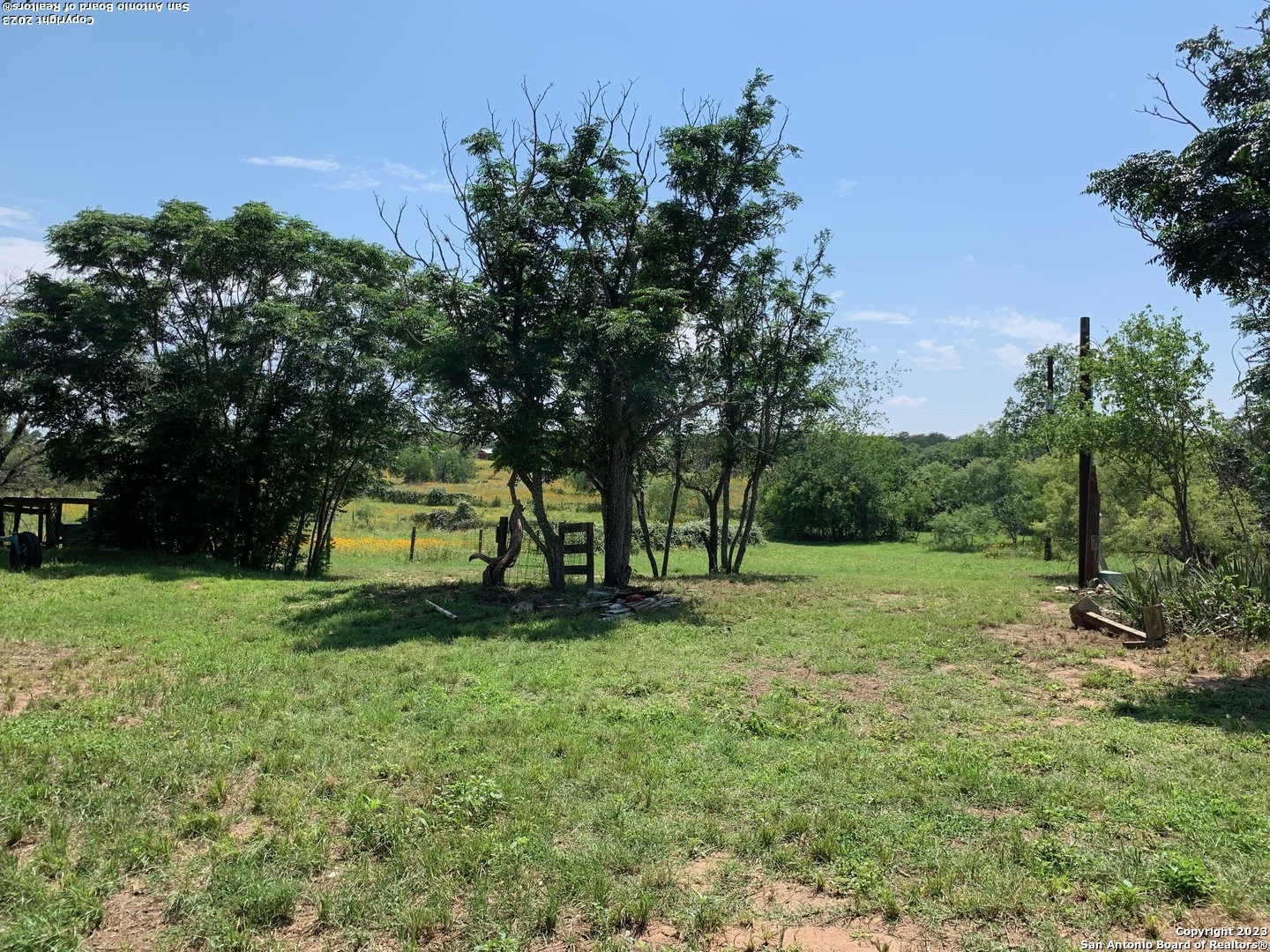 main property photo 10