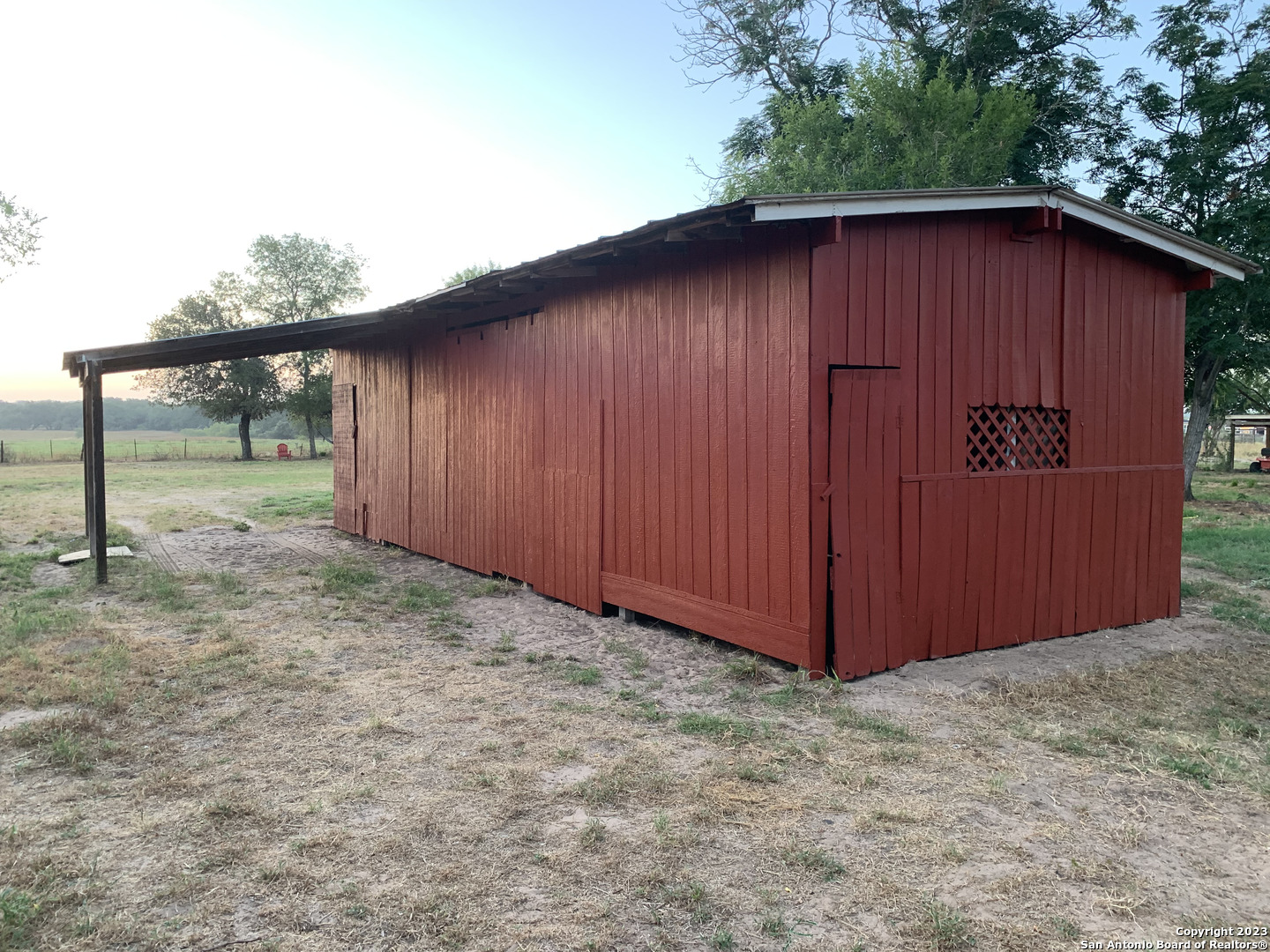 main property photo 26