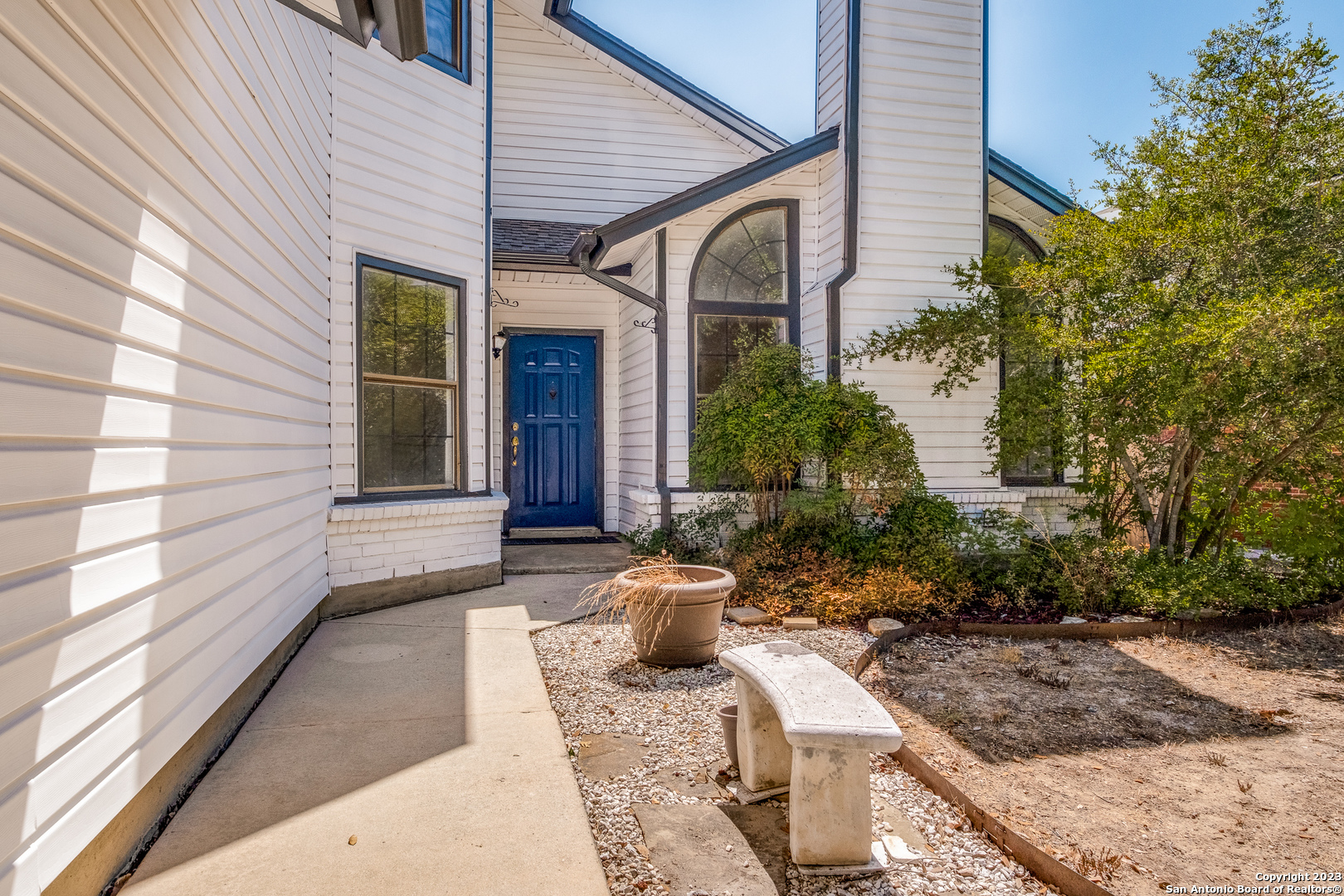 property viewer photo 1