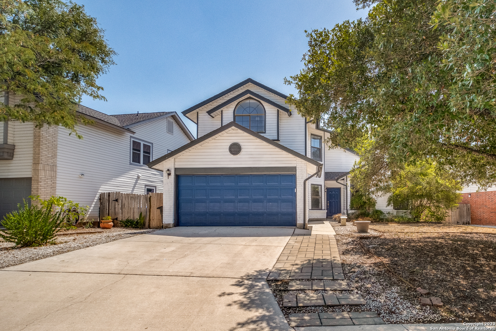 property viewer photo 2