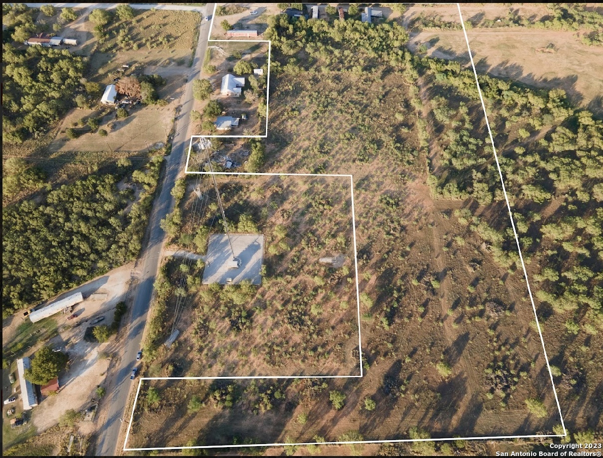 main property photo 3