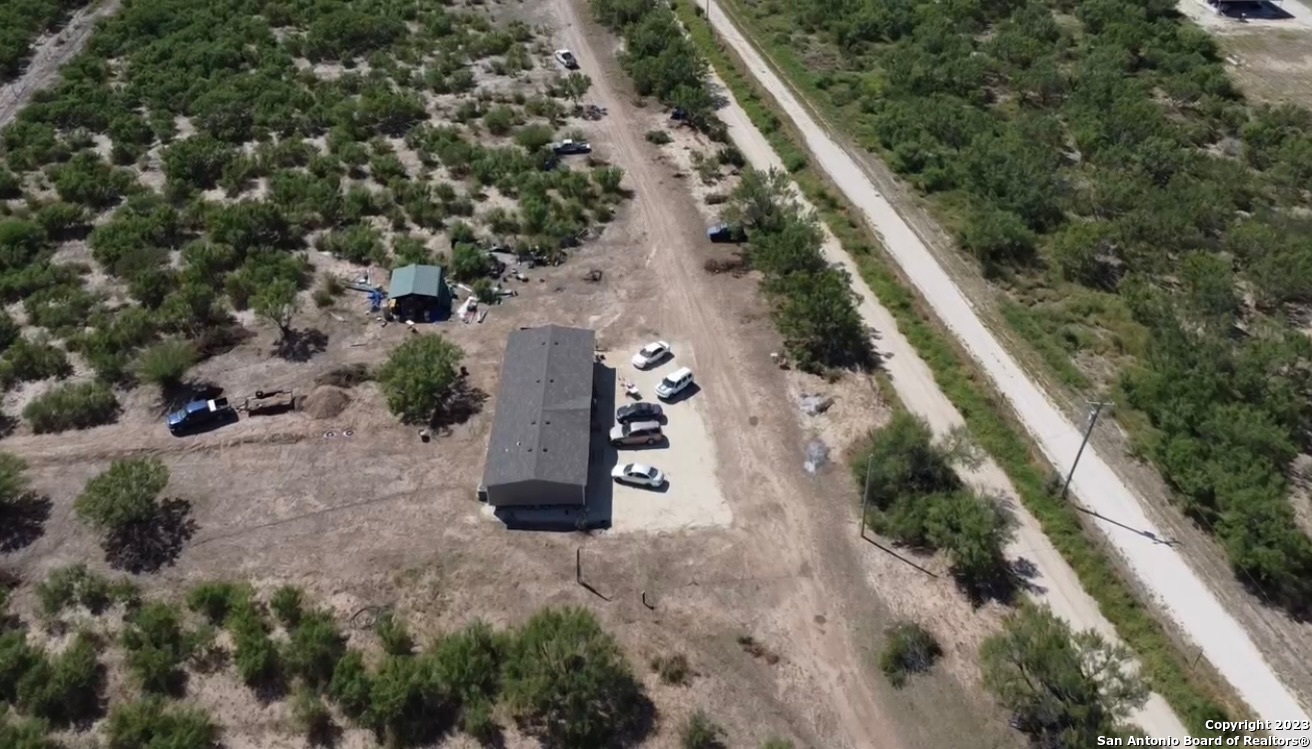 main property photo 5