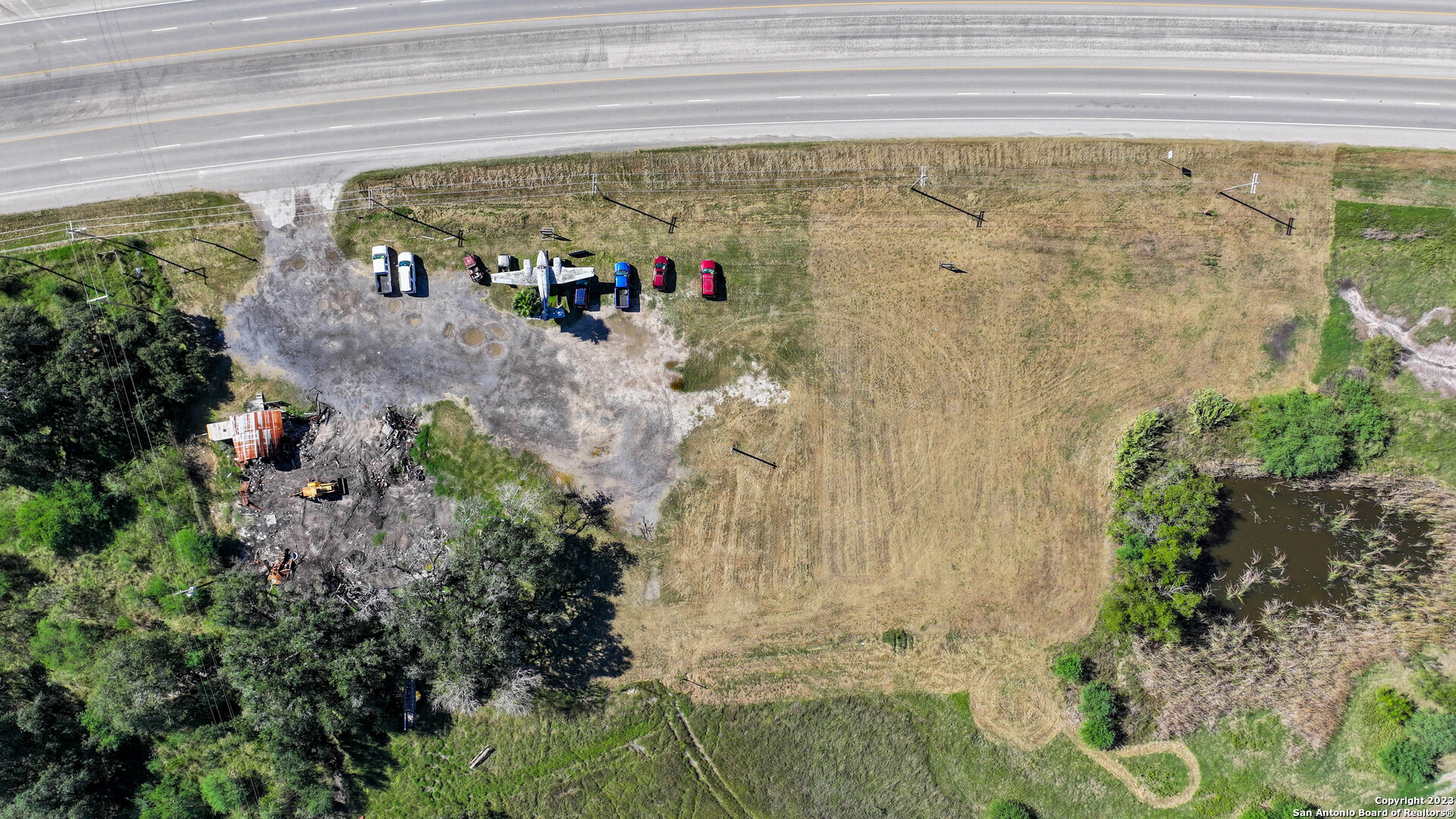 main property photo 2