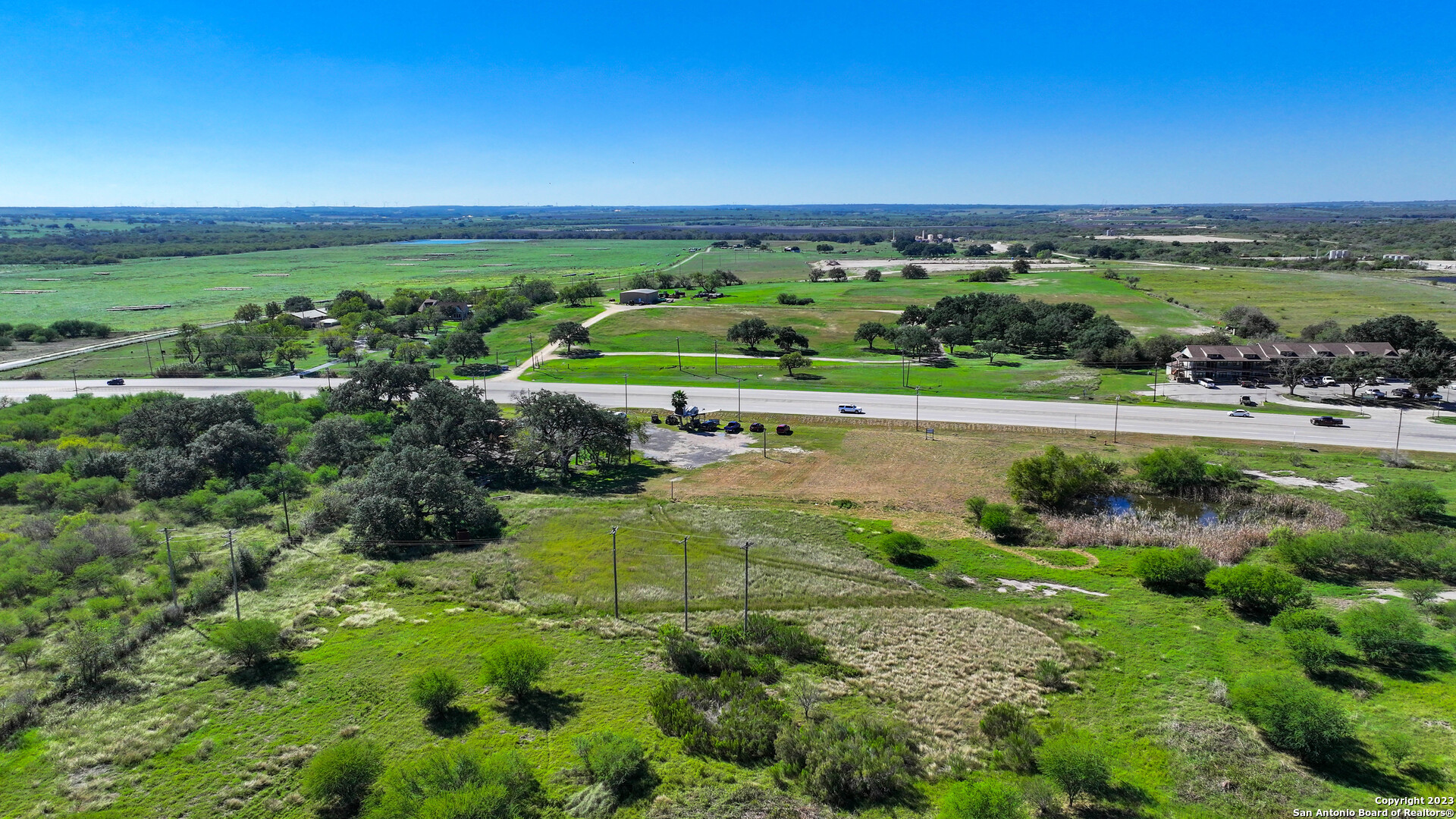 main property photo 5